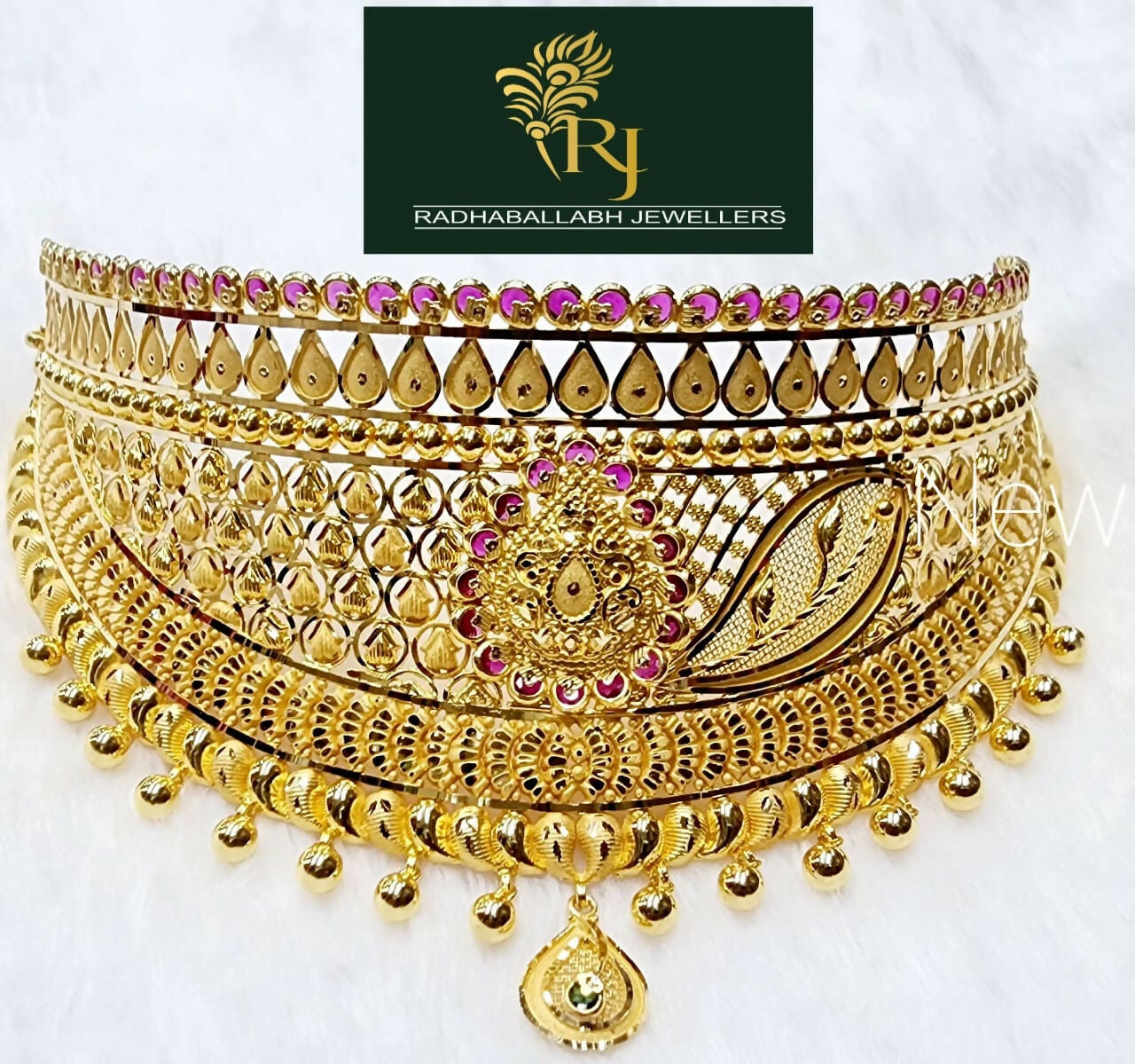 Gold Choker Sarafa Bazar India