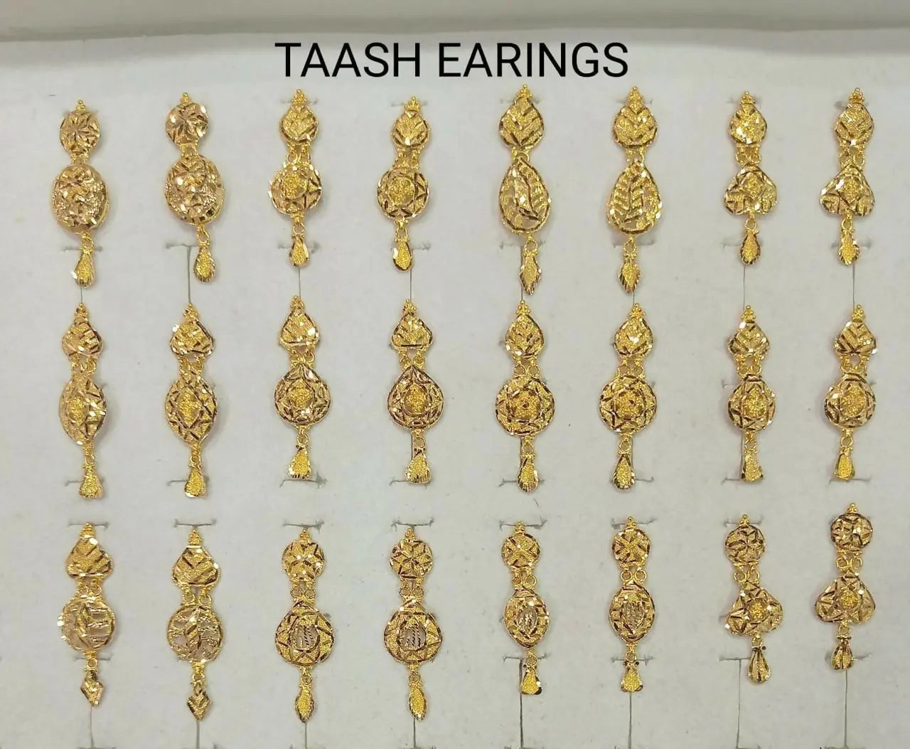 Taash Earings Sarafa Bazar India