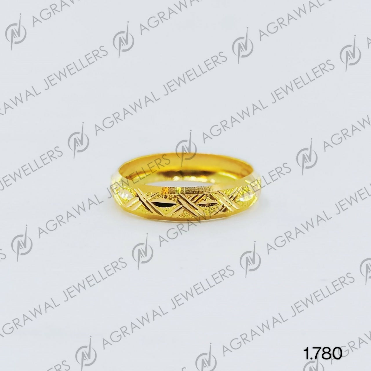 Gold Ladies Ring Sarafa Bazar India