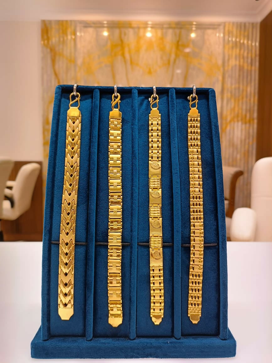 Handmade Gents Bracelets Sarafa Bazar India