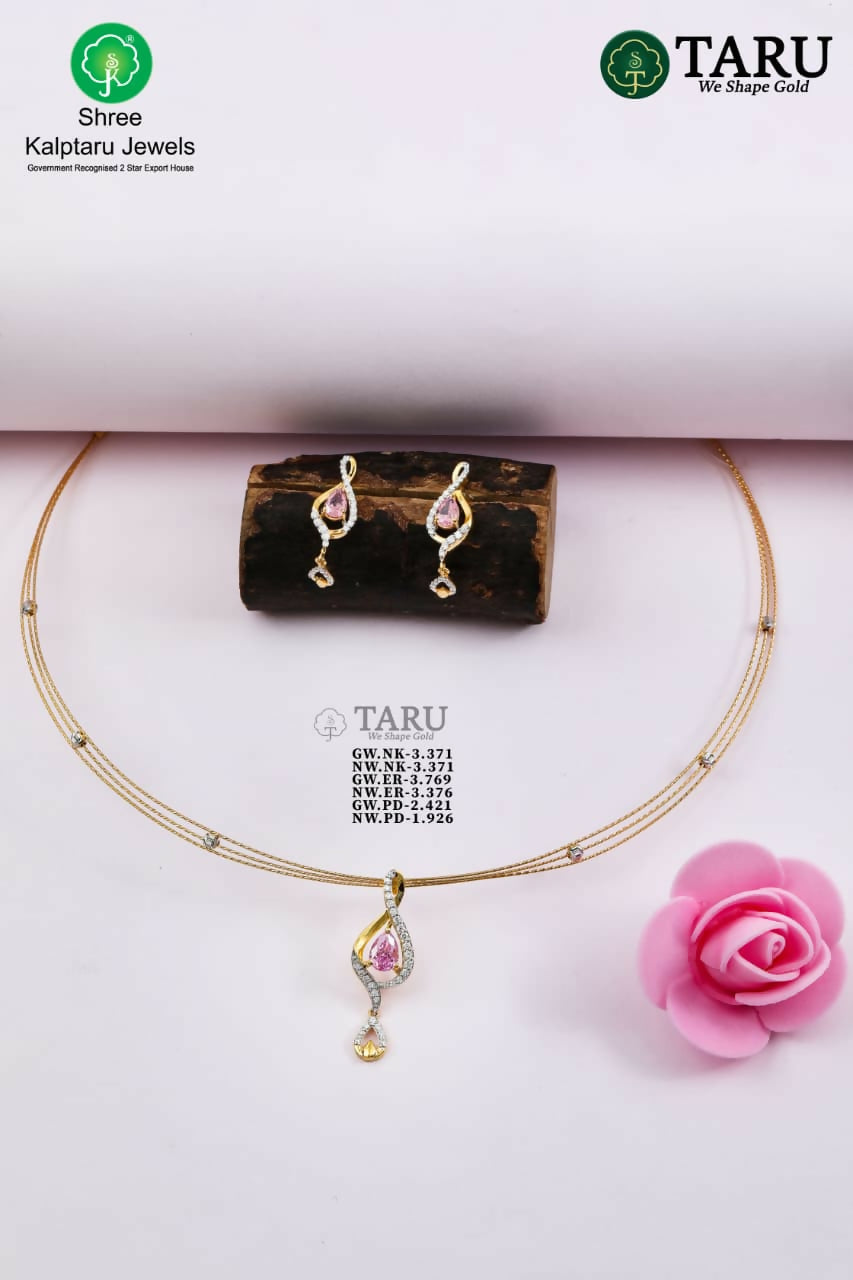 18kt Yellow Gold Omega Chain Necklace Sarafa Bazar India