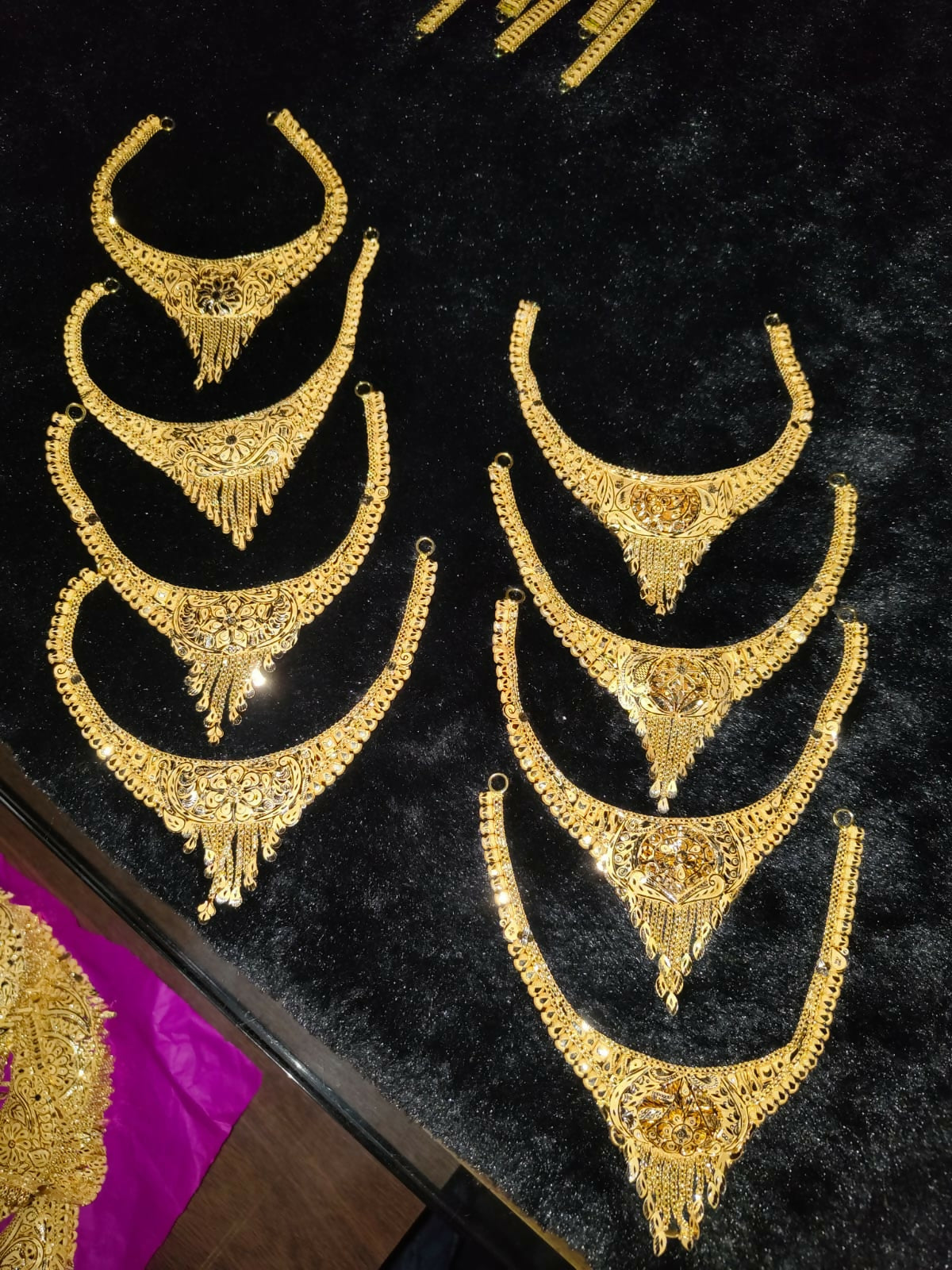 Gold Necklace Sarafa Bazar India