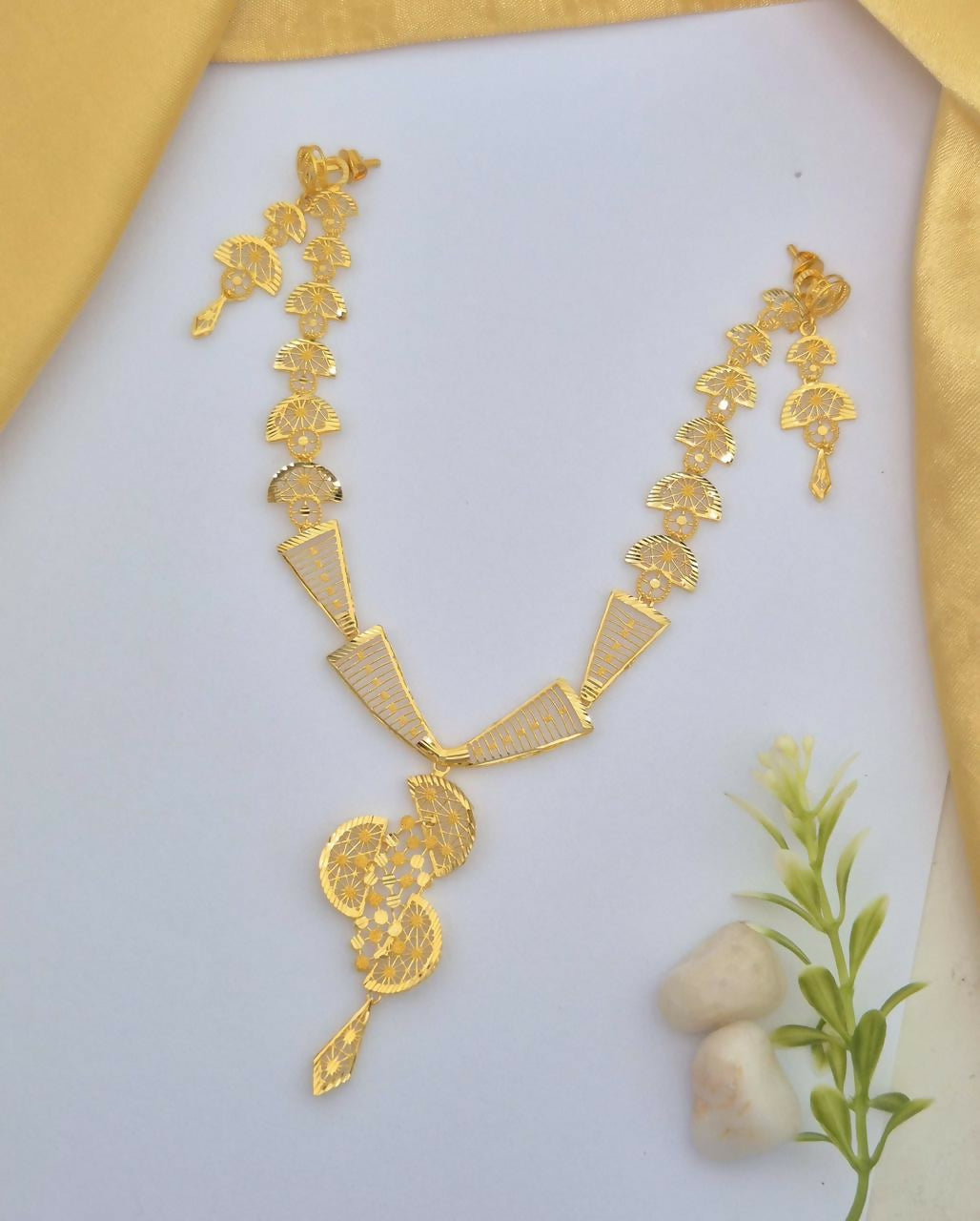 22kt Turkey Necklace Sarafa Bazar India