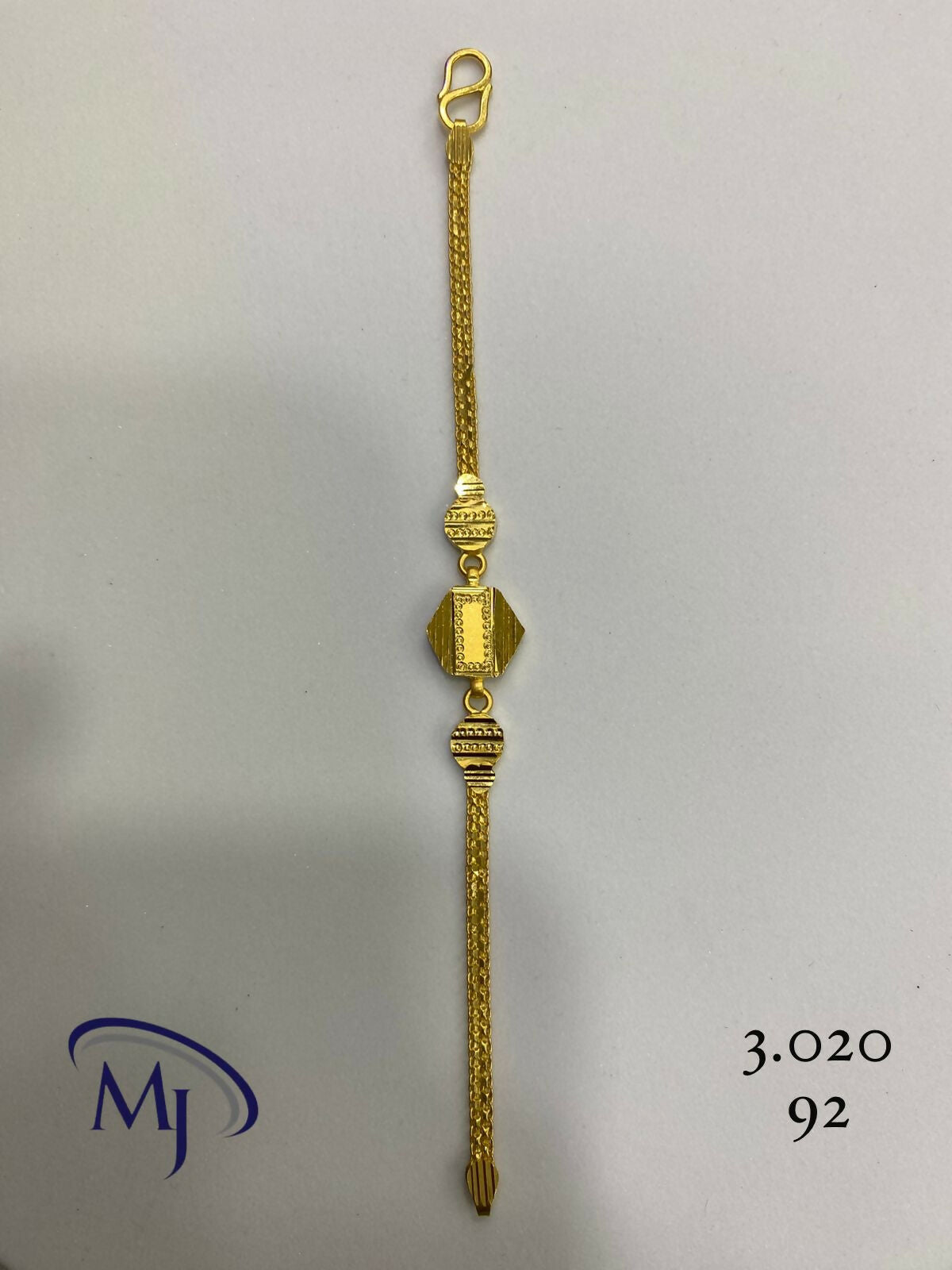 22kt Gold Ladies Bracelet Sarafa Bazar India