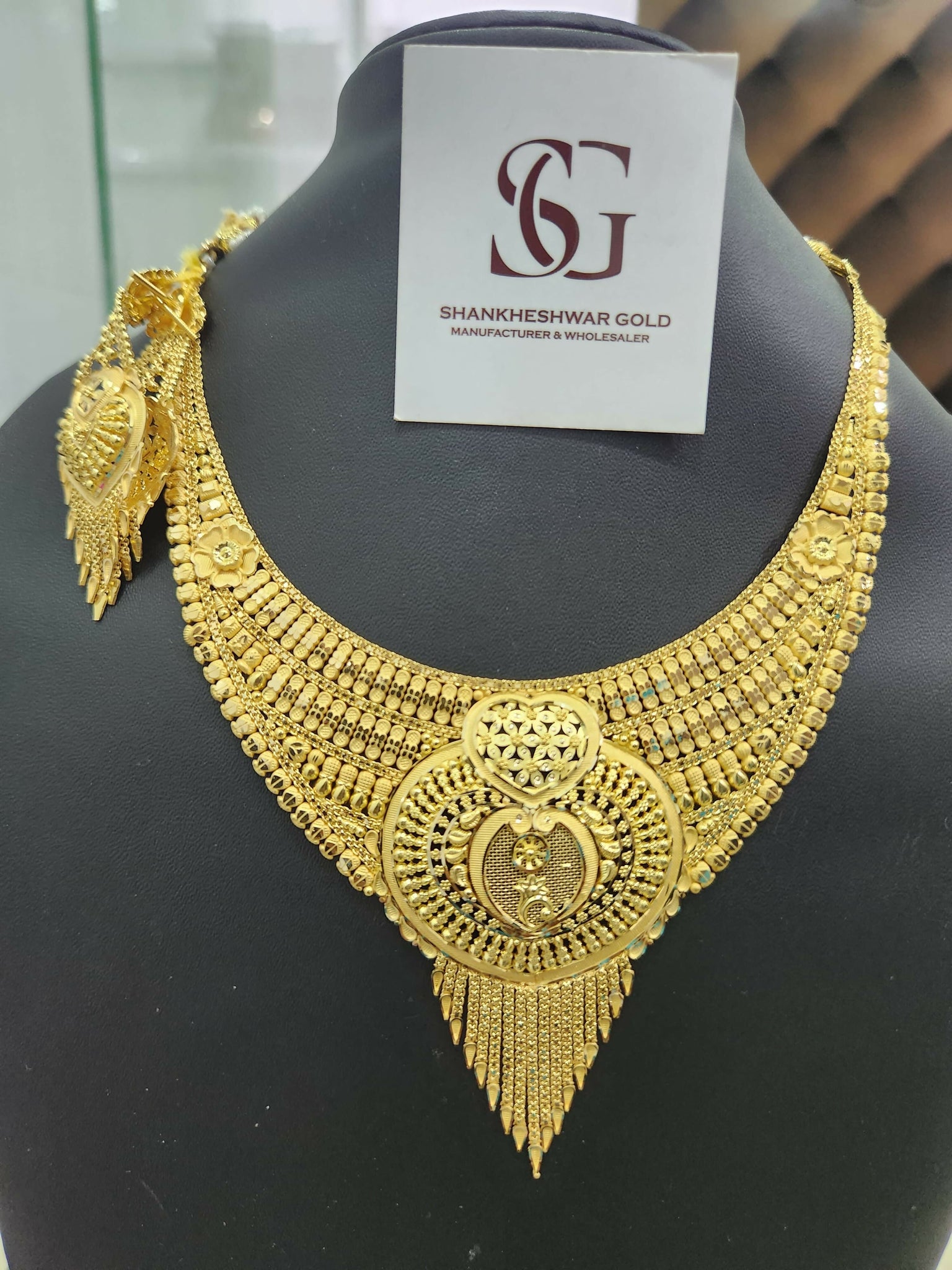 Gold Necklace Sarafa Bazar India