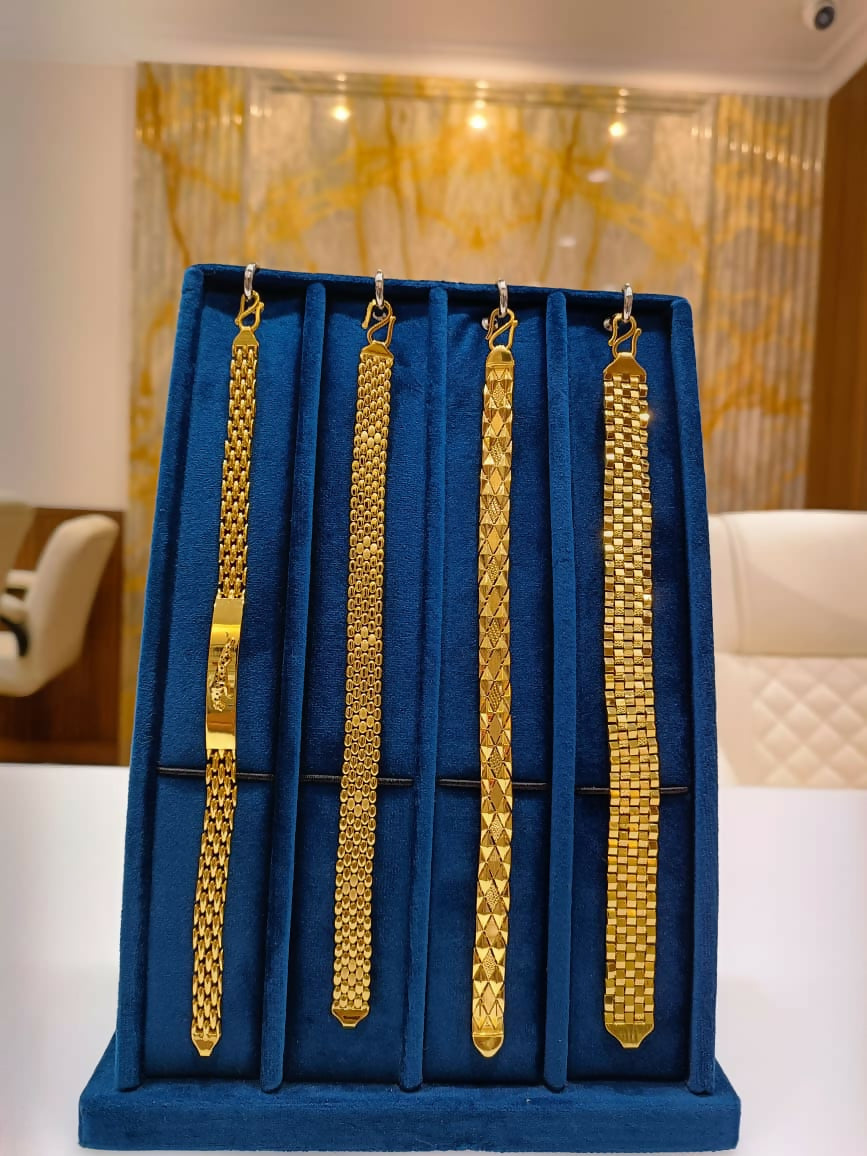 Handmade Gents Bracelets Sarafa Bazar India