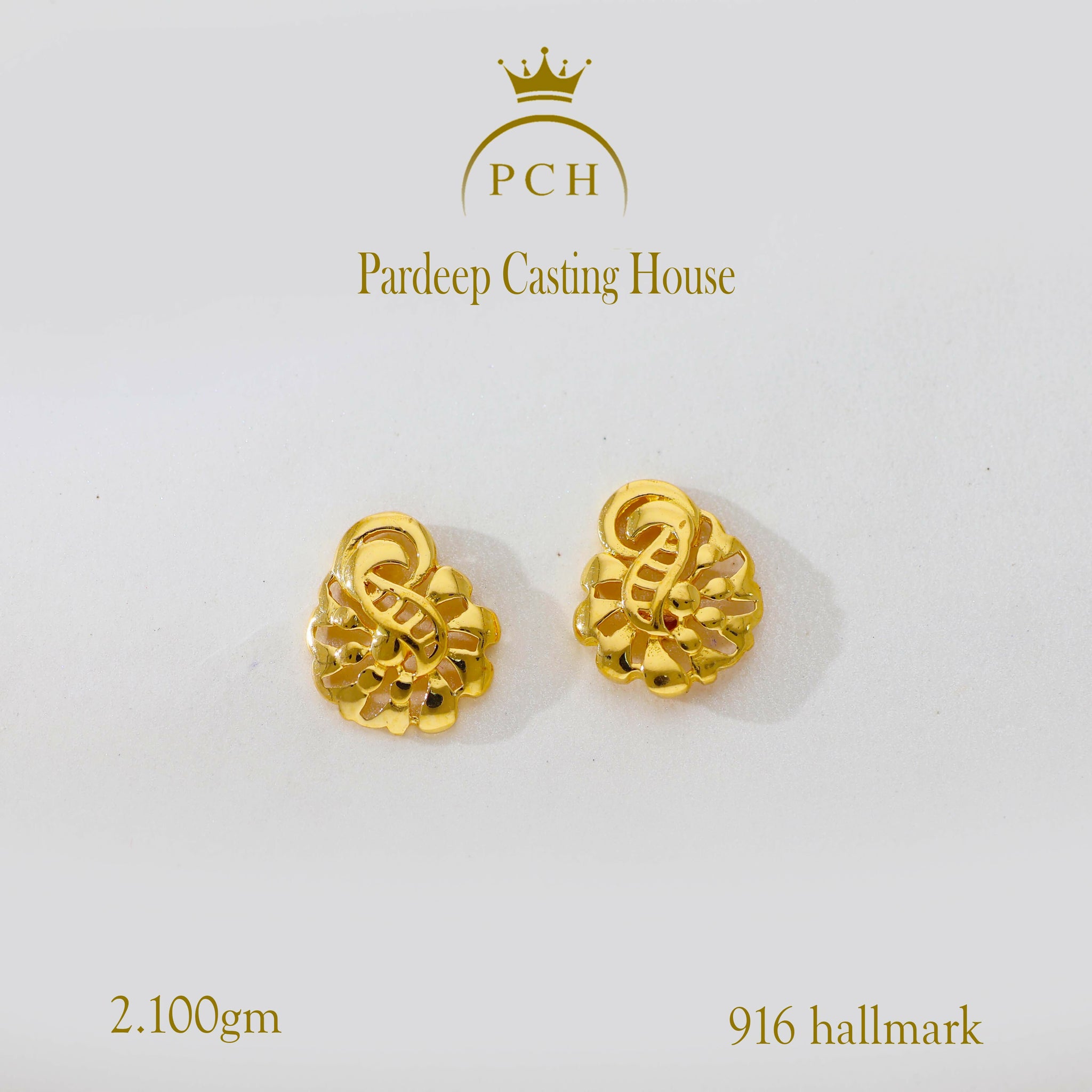 Minimal Flower Gold Studs Earrings Sarafa Bazar India