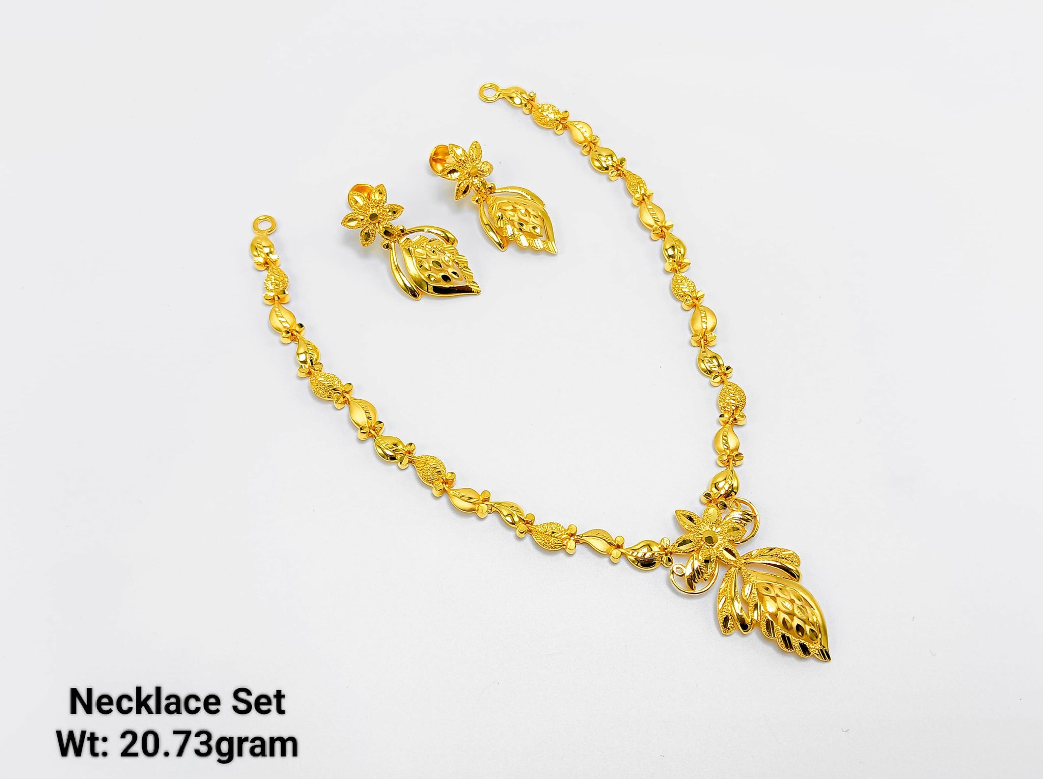 Necklace Set Sarafa Bazar India