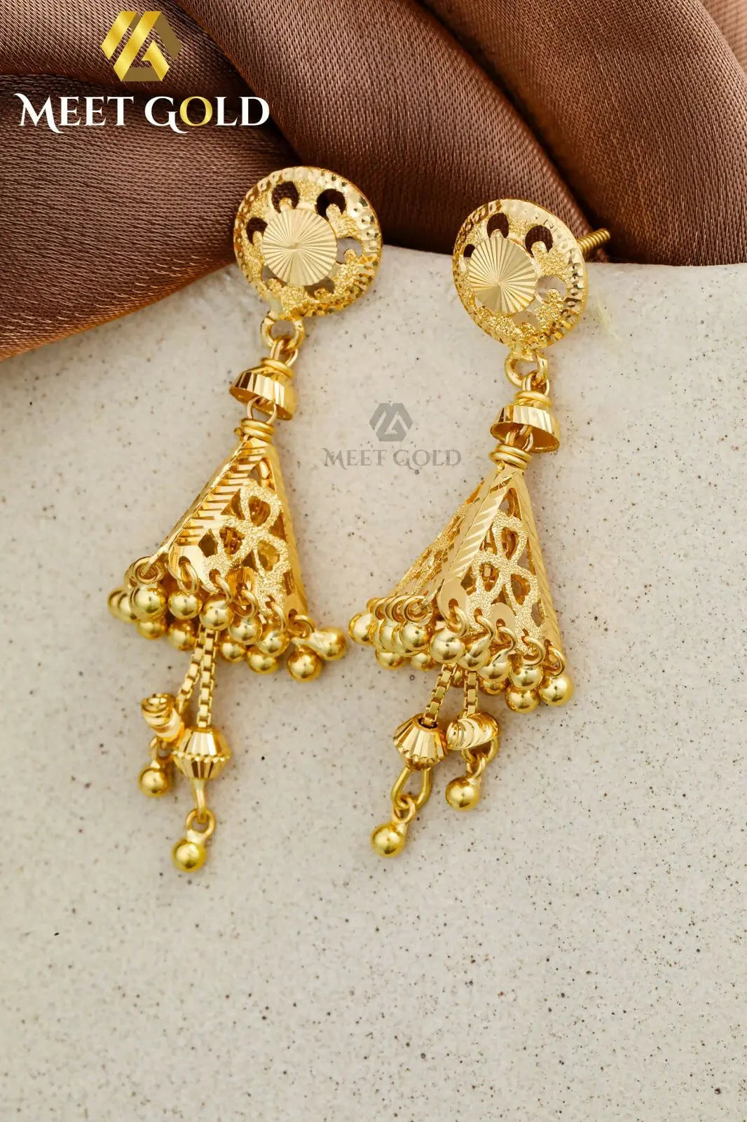 Vertical Latkan Earring Sarafa Bazar India