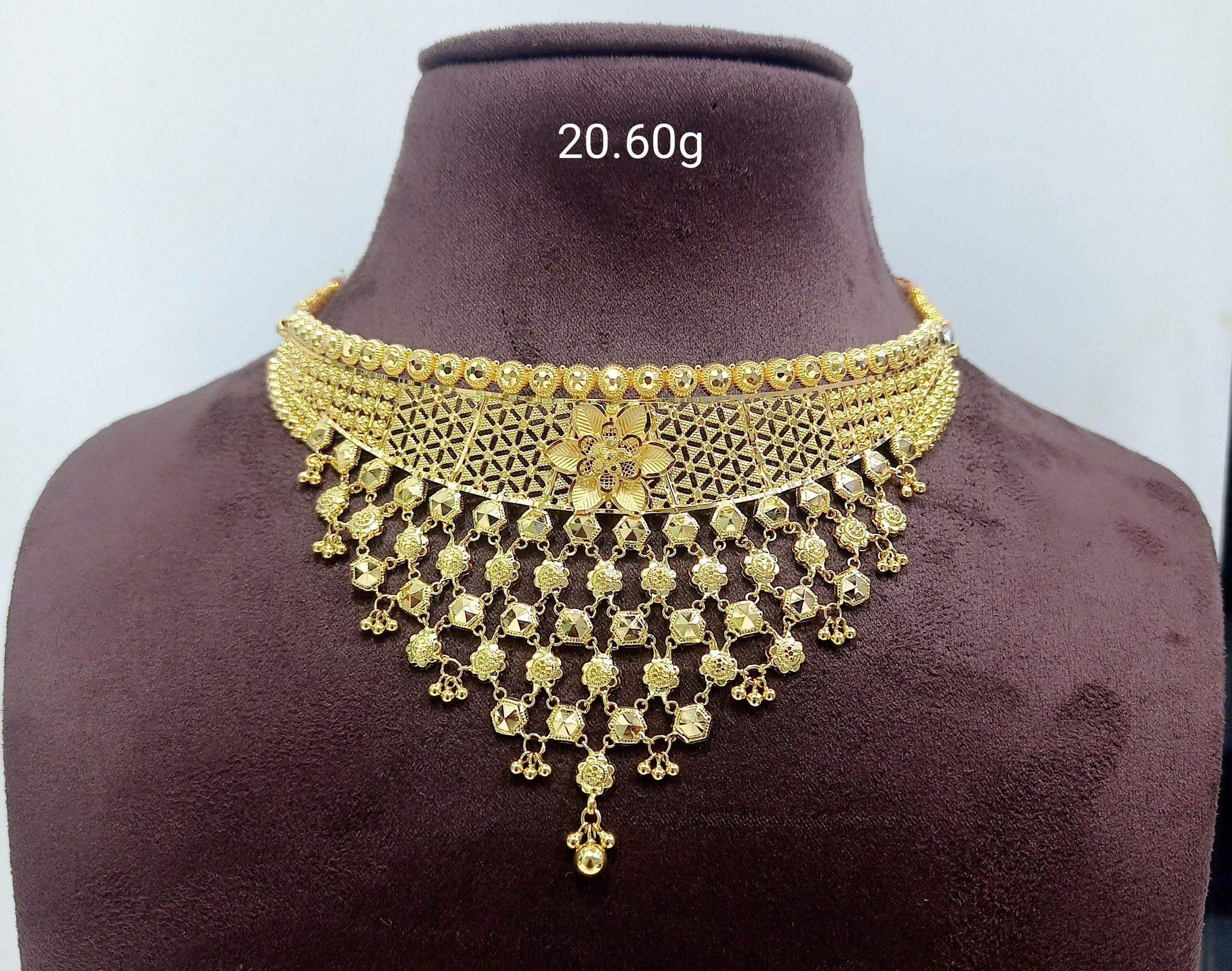 Gold Choker Sarafa Bazar India