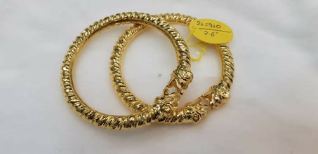 Nakshi Bangles Sarafa Bazar India