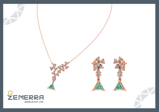 Distinct 14K Gold Pendant Sets Sarafa Bazar India