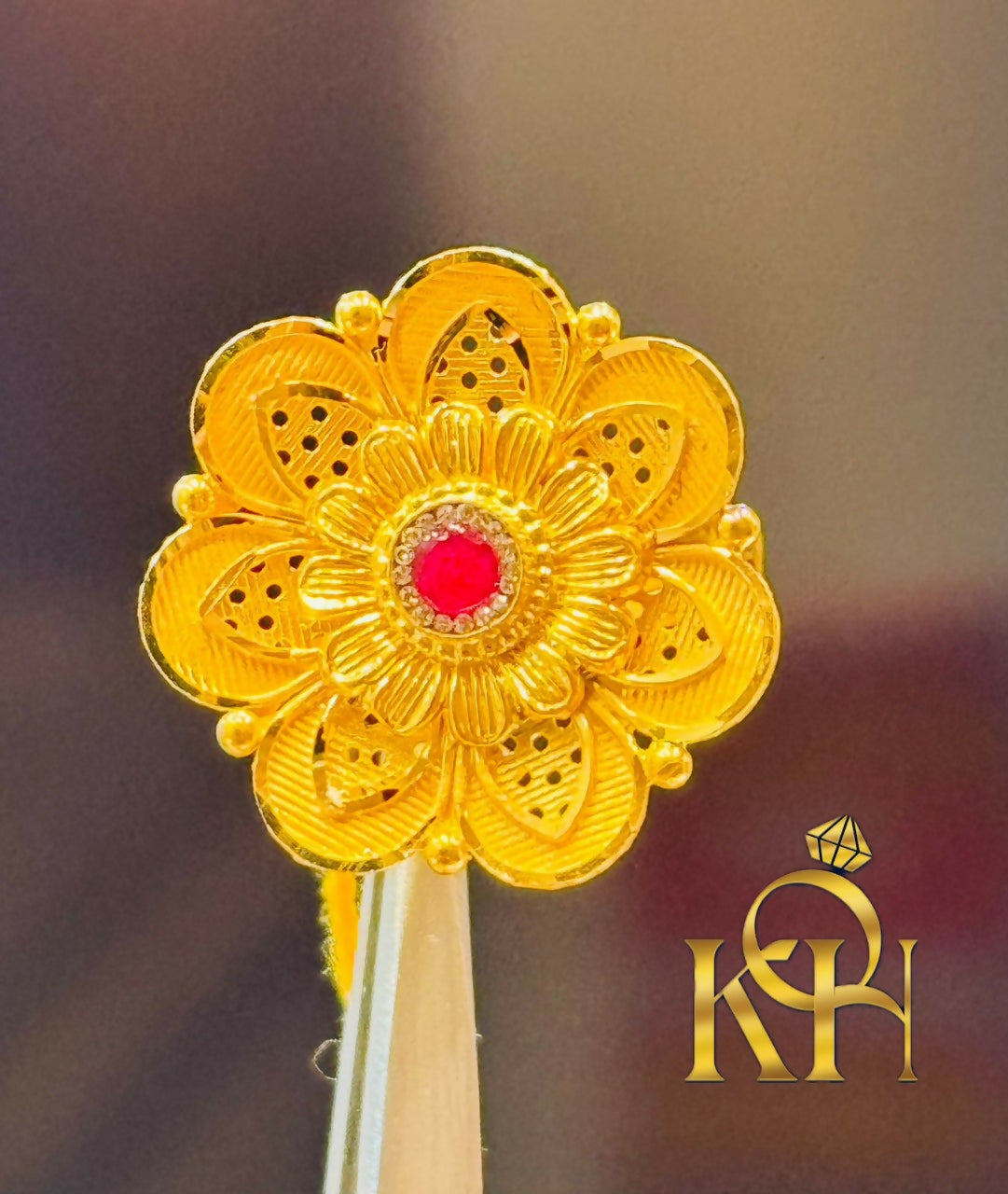 Antique Ladies Ring Sarafa Bazar India