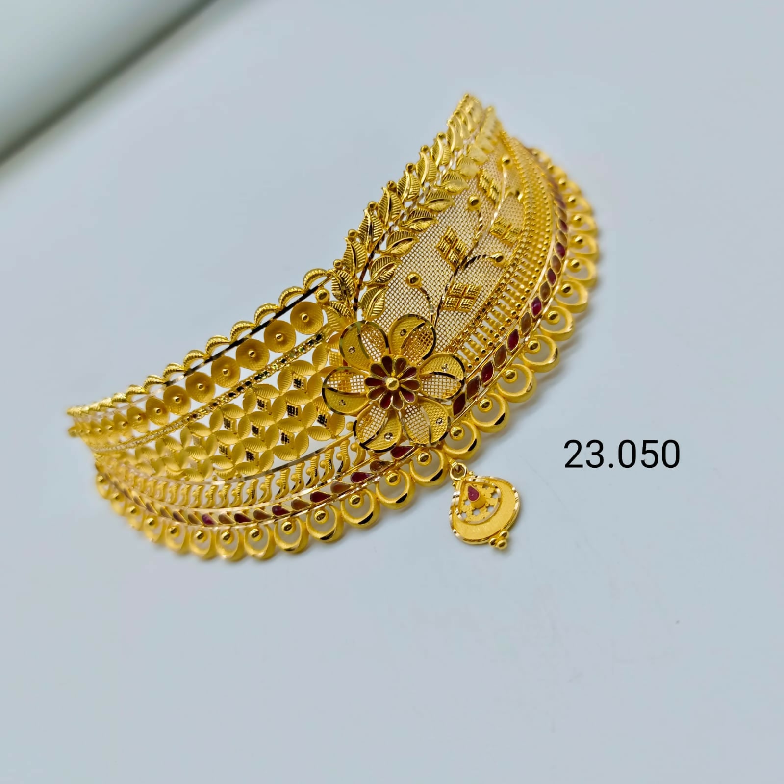 Gold Choker Sarafa Bazar India