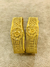 Kolkata Plaster Bangles Sarafa Bazar India