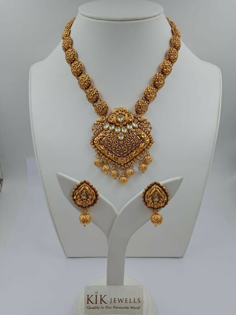 Antique Necklace Sarafa Bazar India