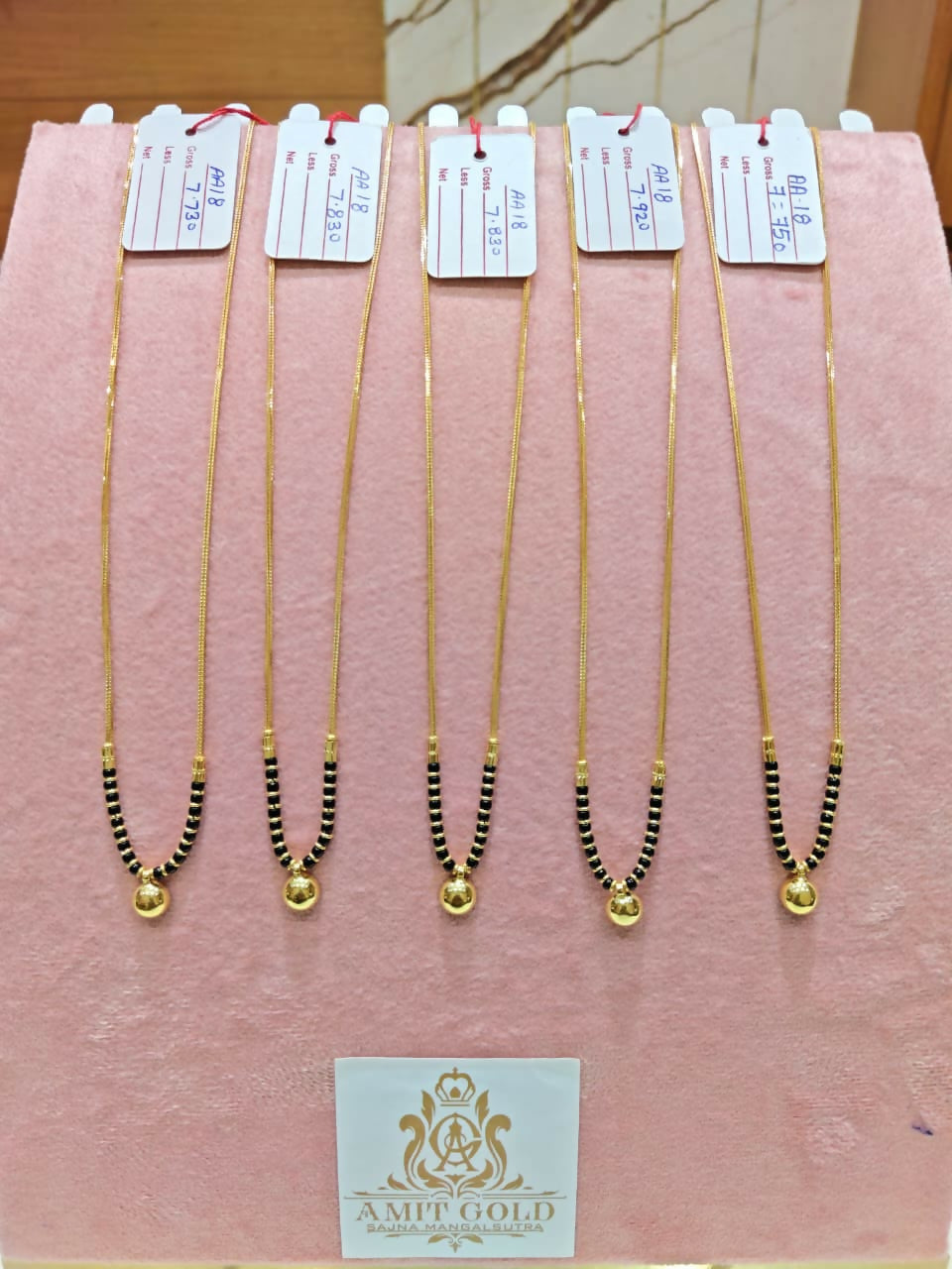 Gold Mangalsutra Sarafa Bazar India