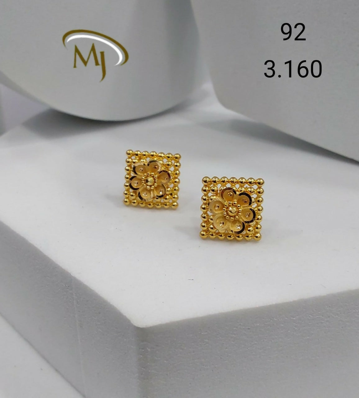 22kt Gold Tops