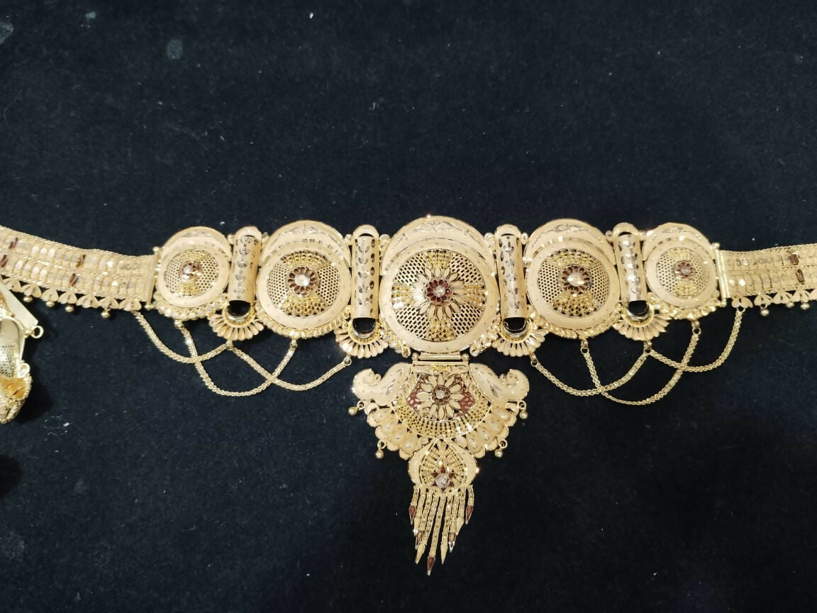 Gold Bajuband Sarafa Bazar India