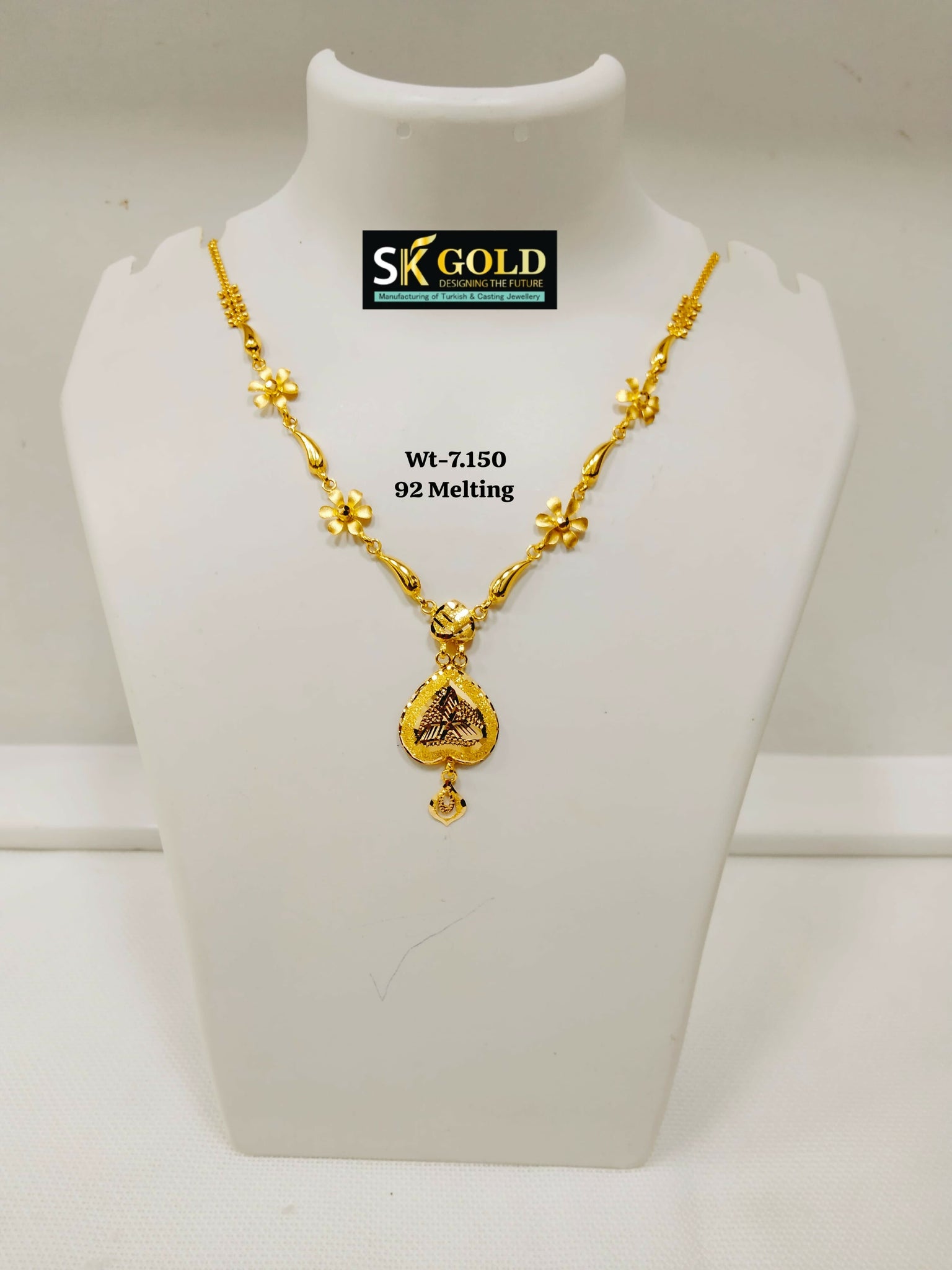 22kt Flora Necklace Sarafa Bazar India