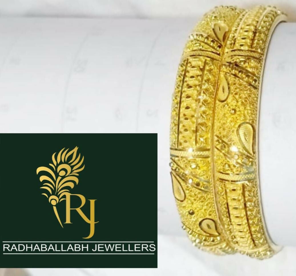 Gold Bangles Sarafa Bazar India