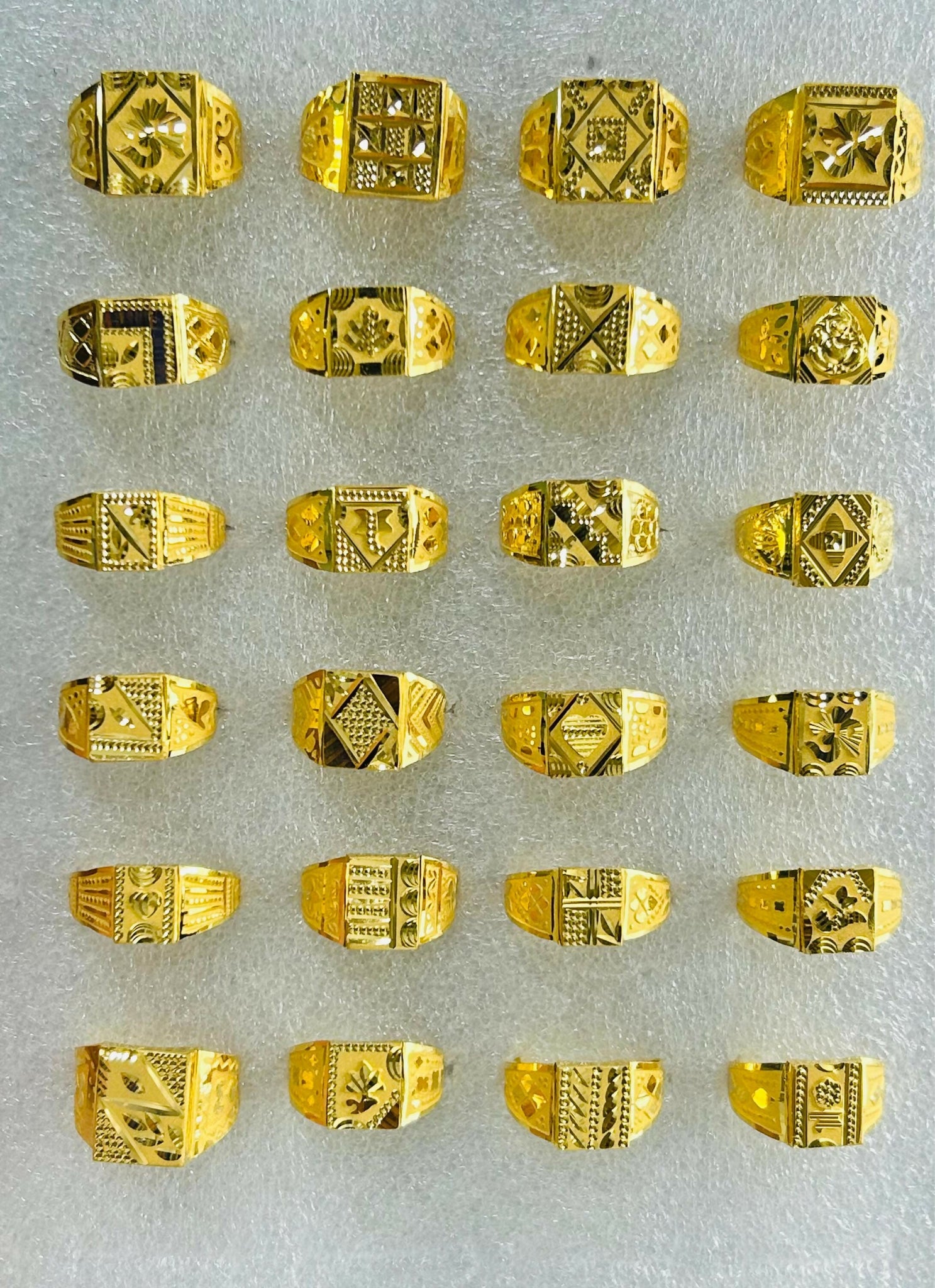 Gold Gents Ring Sarafa Bazar India