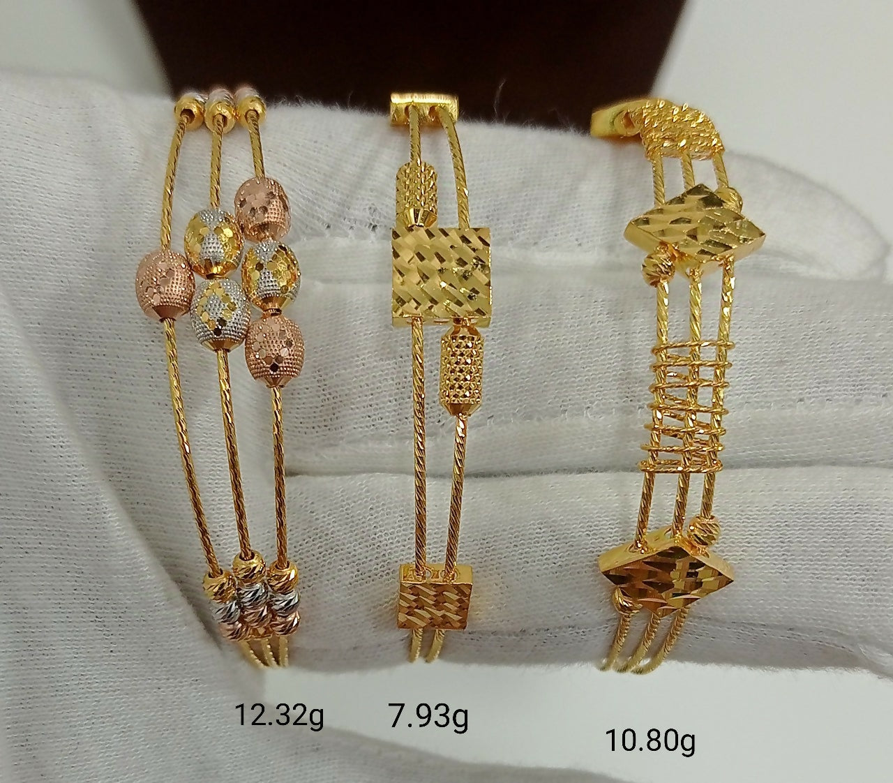 Rose Gold Vertical Ladies Bracelet Sarafa Bazar India