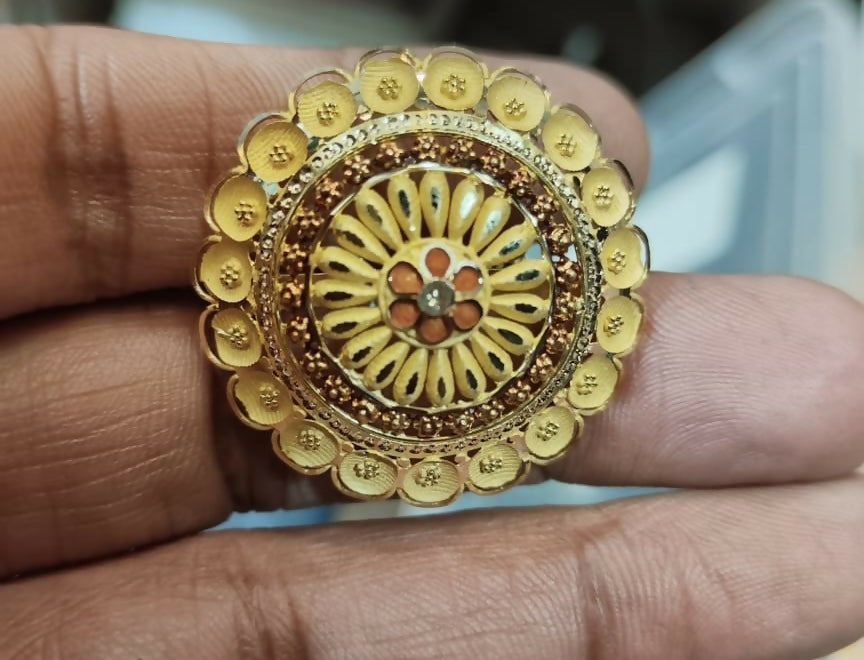 Gold Ladies Ring Sarafa Bazar India