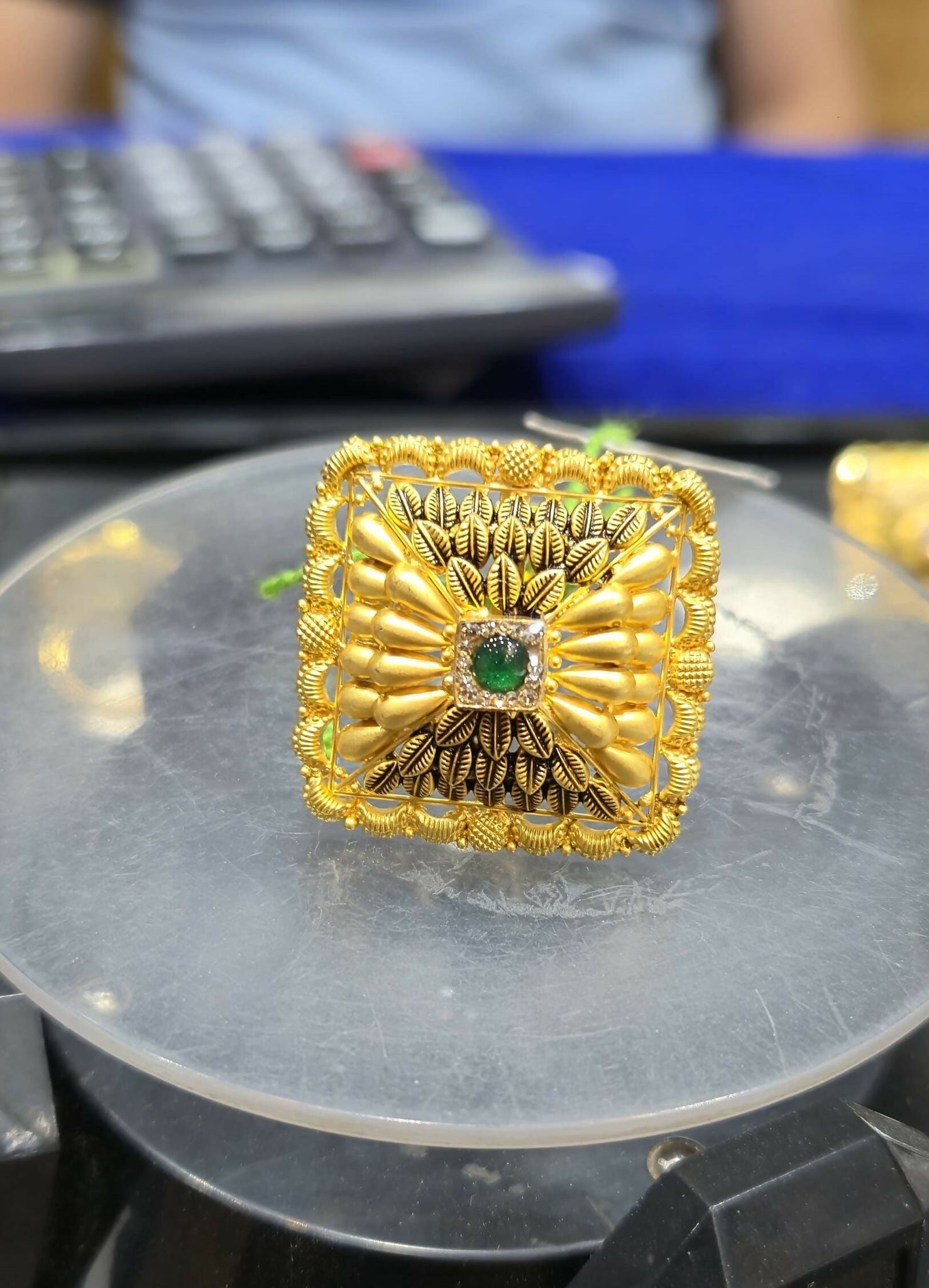 Gold Ladies Ring Sarafa Bazar India