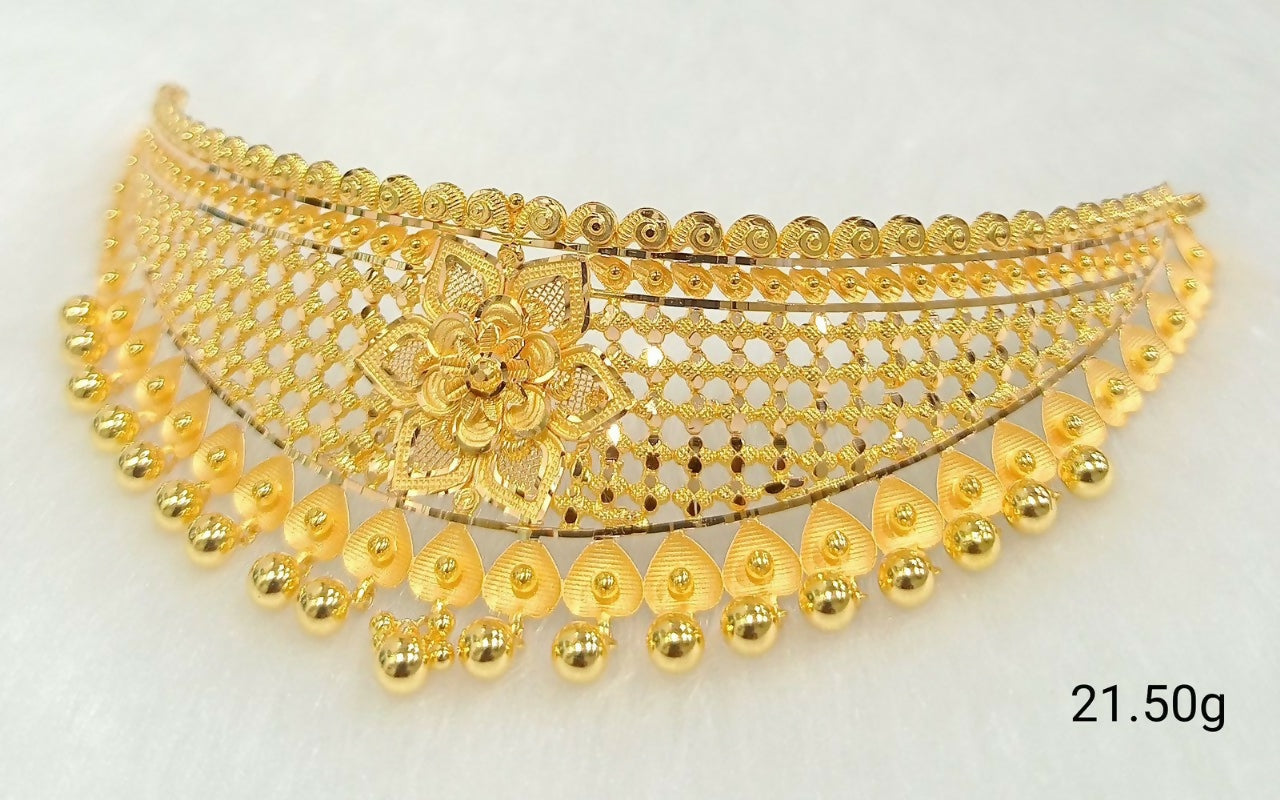 Gold Choker Sarafa Bazar India