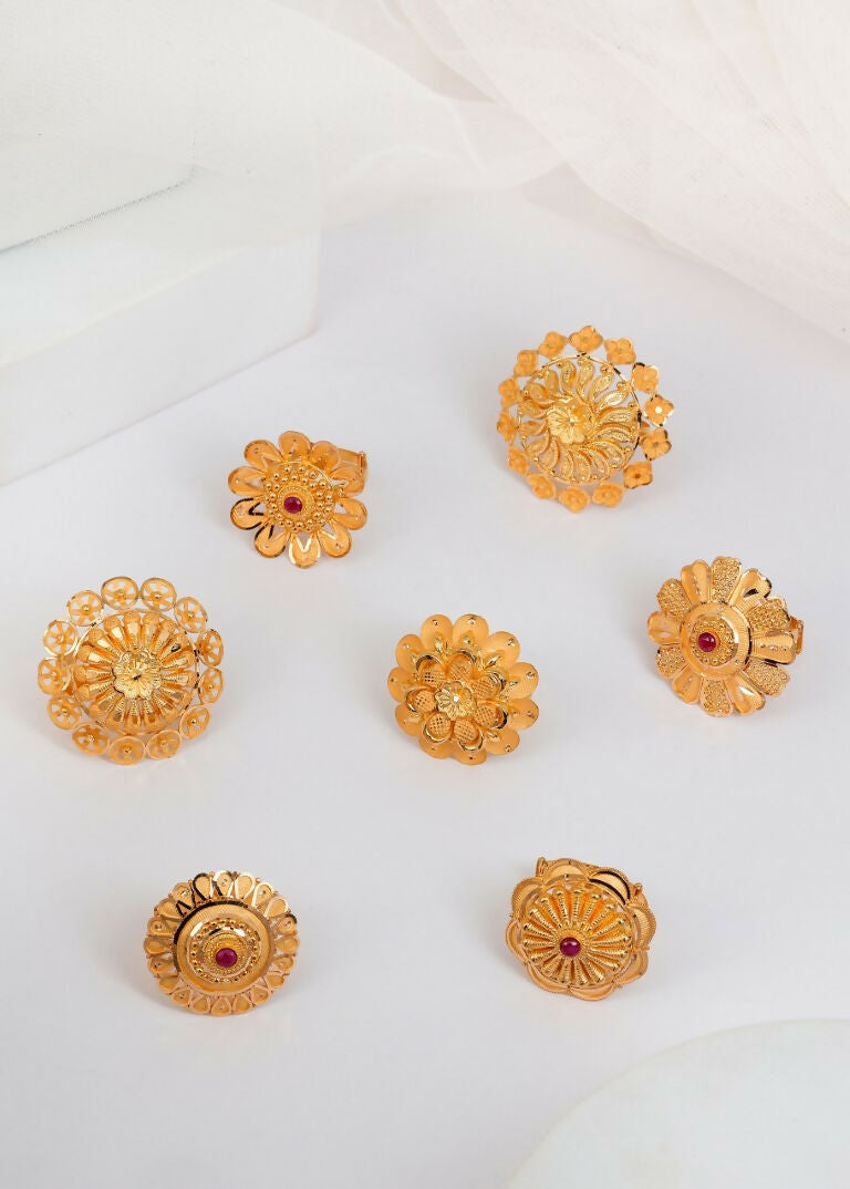 Gold Ladies Rings Sarafa Bazar India