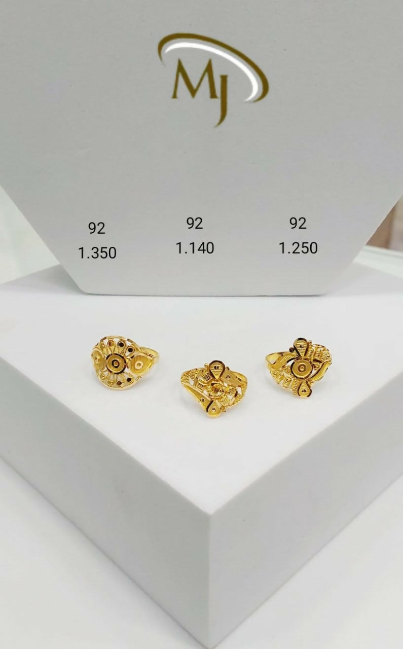 22kt Gold Ladies Rings Sarafa Bazar India