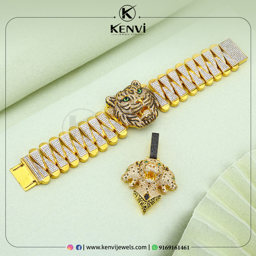 GENTS PENDANT & BRECELET Sarafa Bazar India