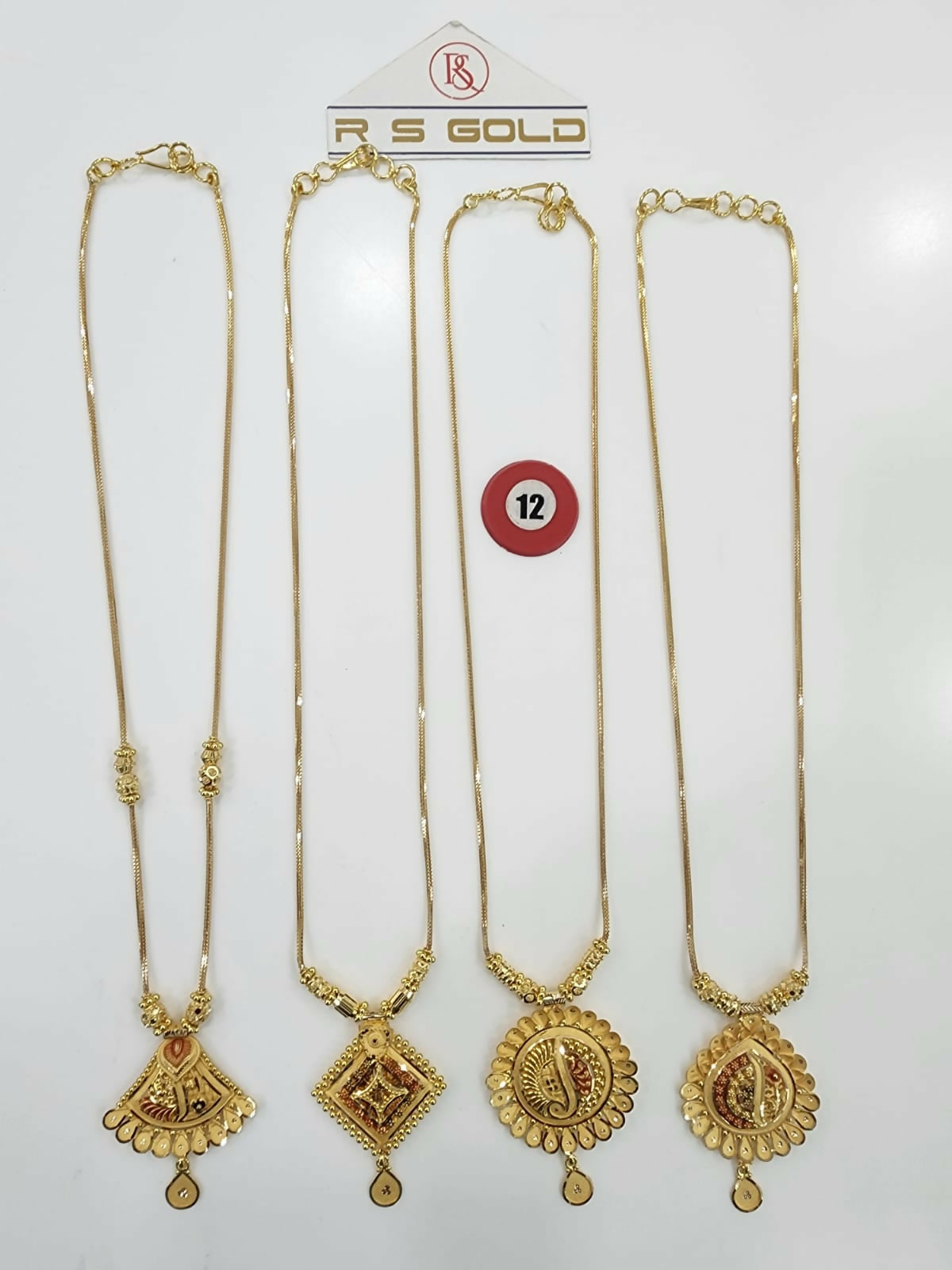Gold Kanthi Sarafa Bazar India