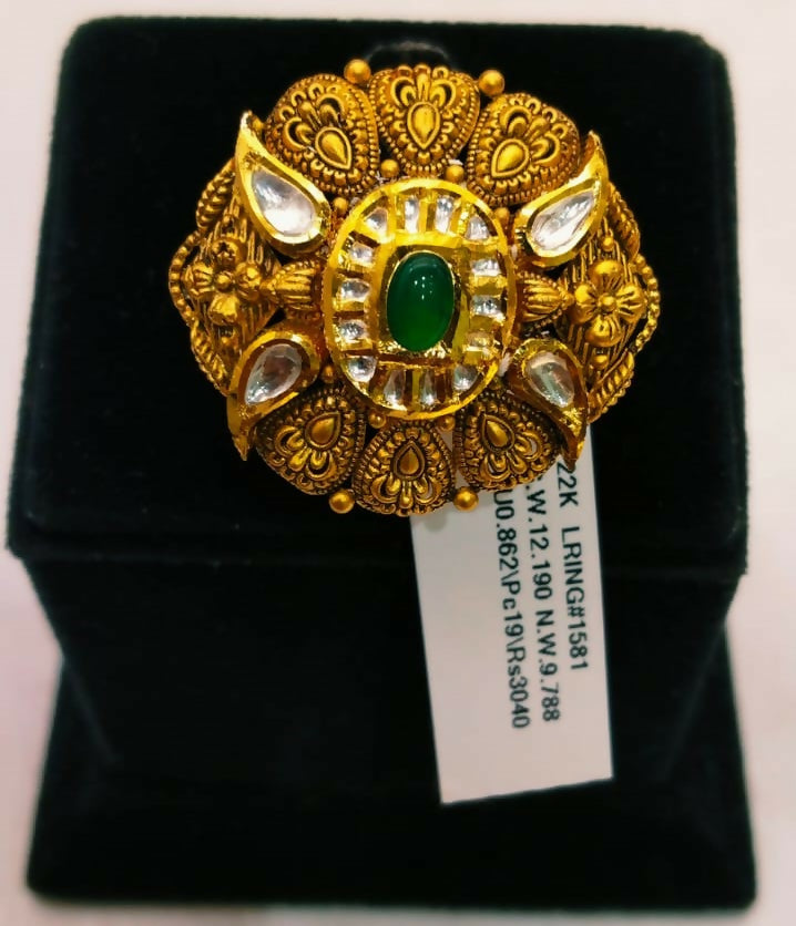 Antique Ladies Ring Sarafa Bazar India