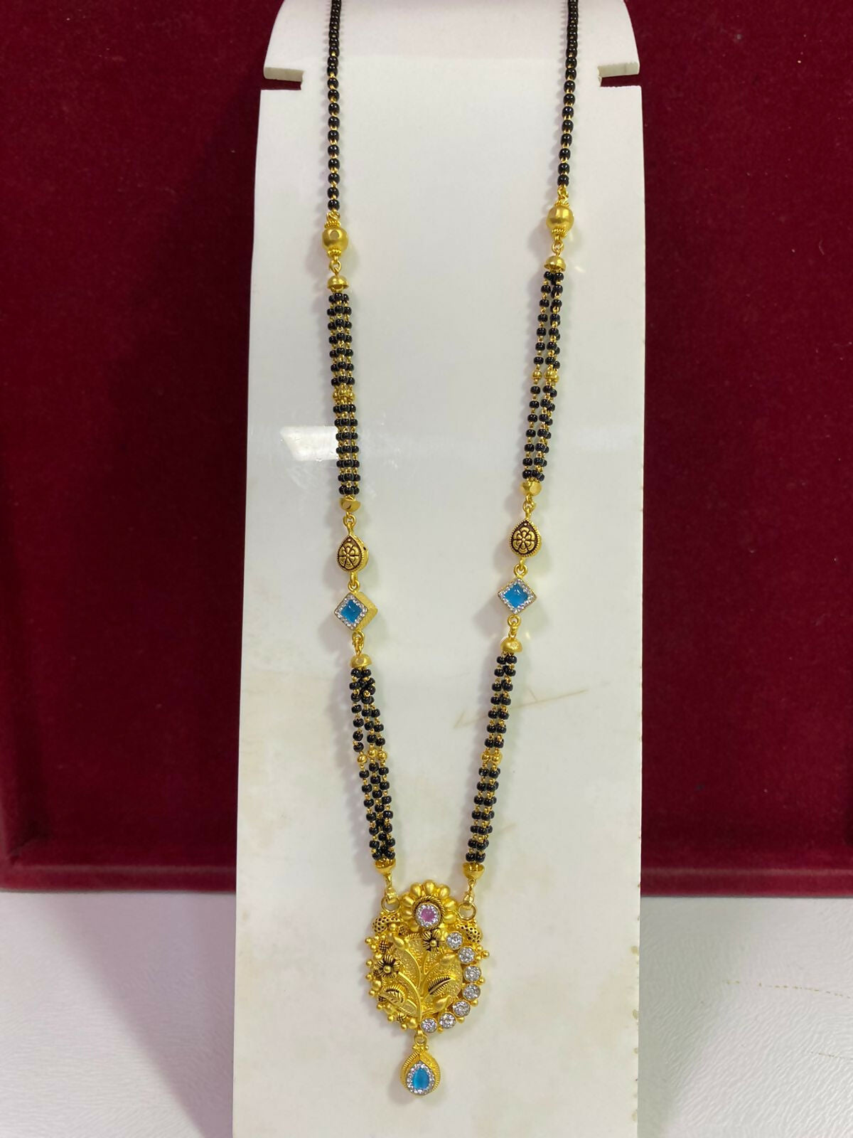 Antique Mangalsutra Sarafa Bazar India