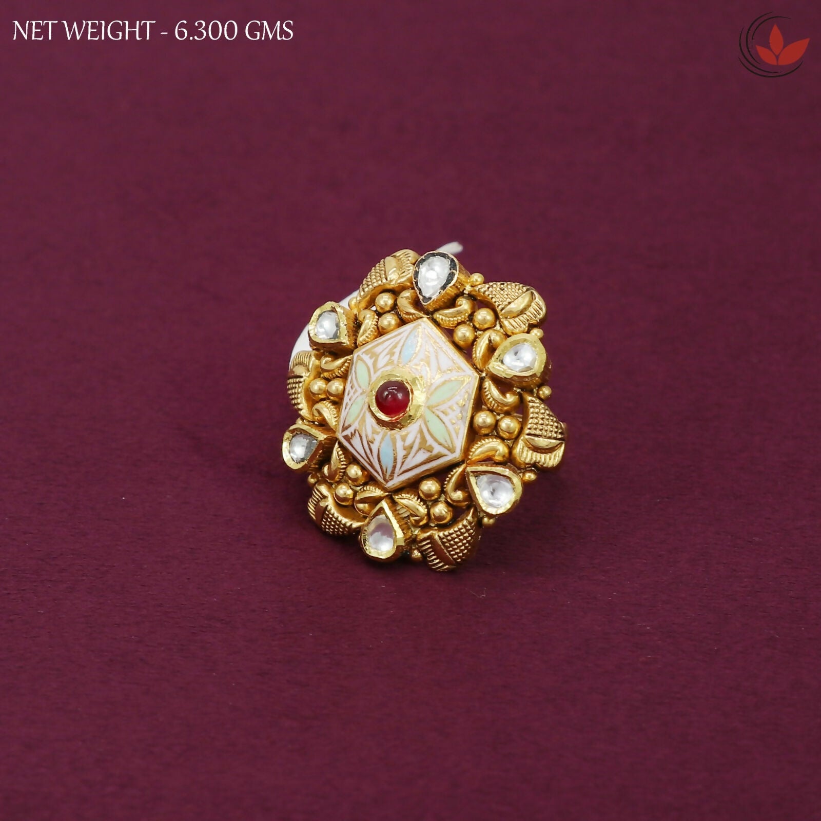 Antique Ladies Ring Sarafa Bazar India