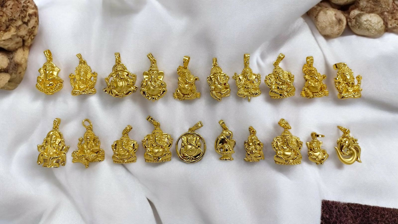 Paper Casting God Pendants Sarafa Bazar India