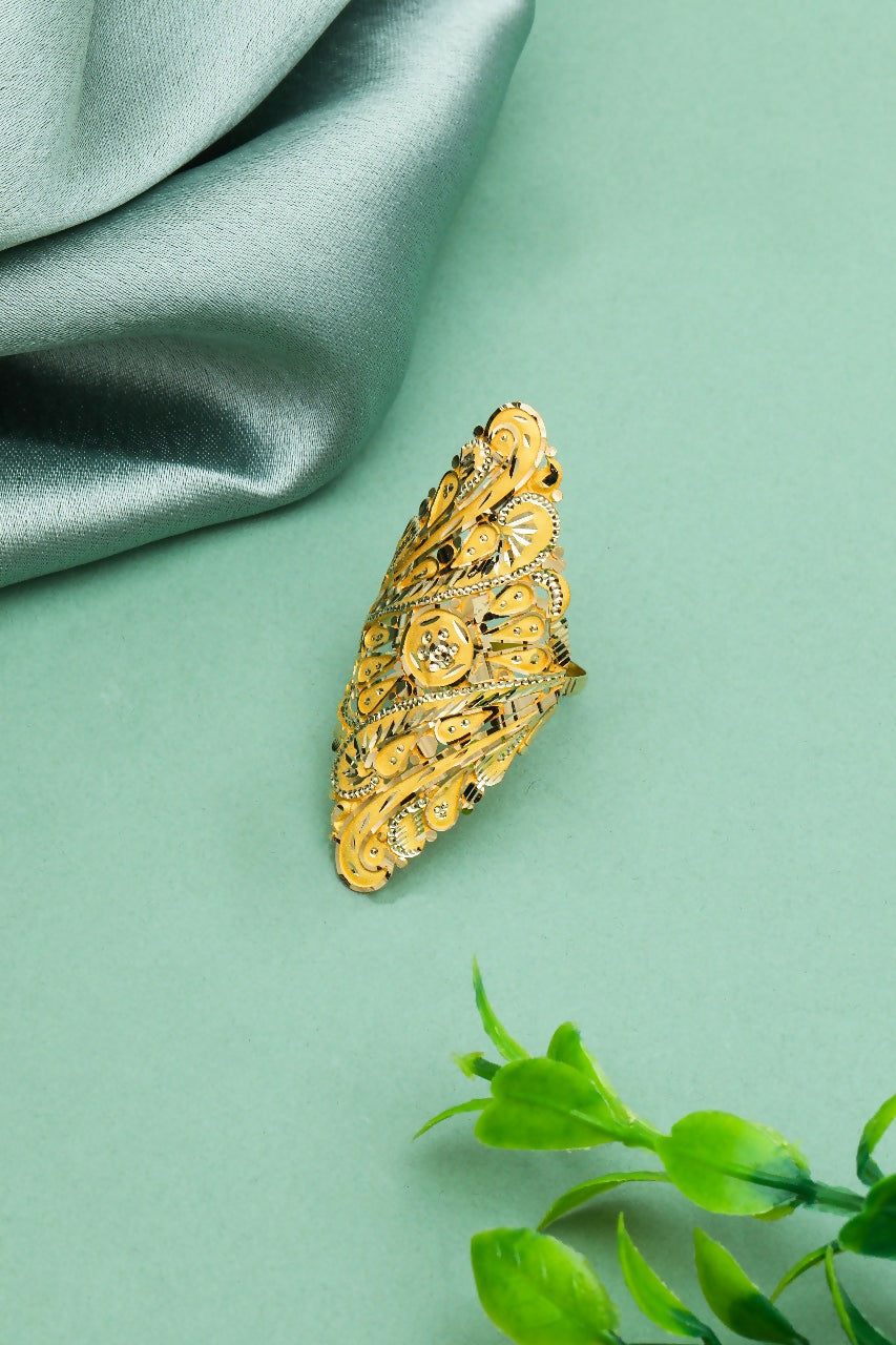 Gold Ladies Rings Sarafa Bazar India