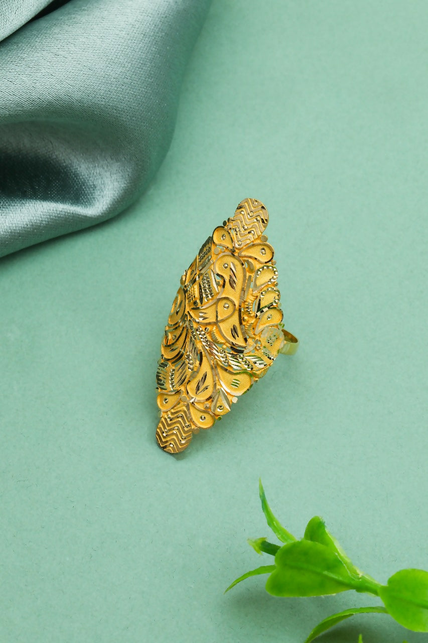 Gold Ladies Rings Sarafa Bazar India