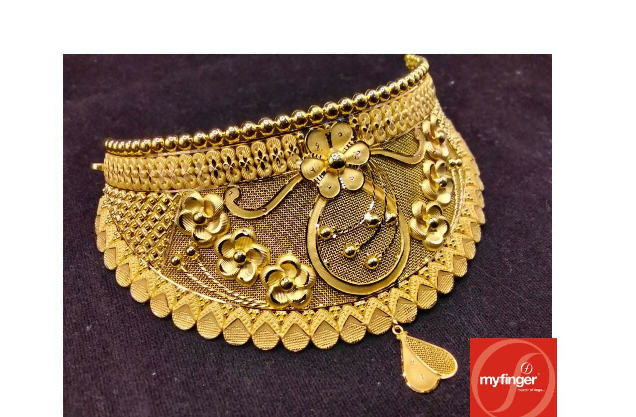 Gold Choker Sarafa Bazar India