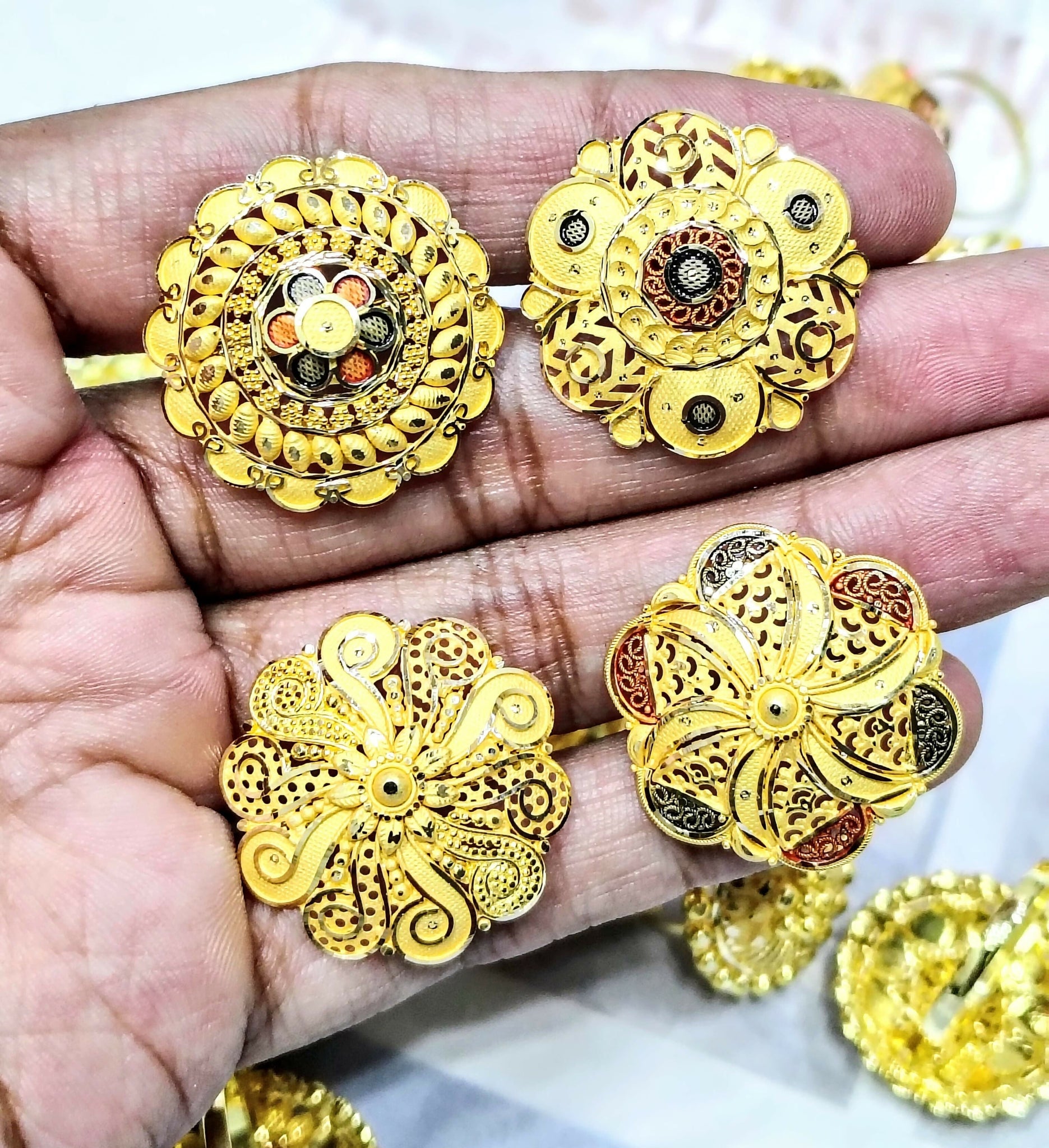 Gold Ladies Rings Sarafa Bazar India