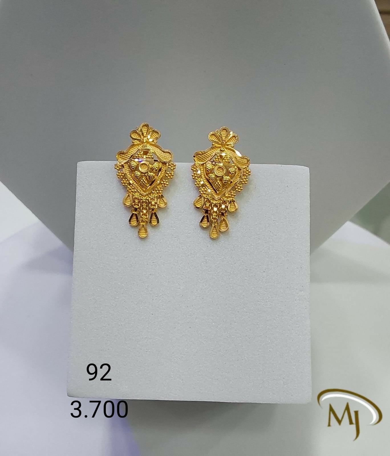 22kt Gold Tops Sarafa Bazar India