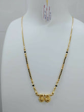 Short mangalsutra Sarafa Bazar India