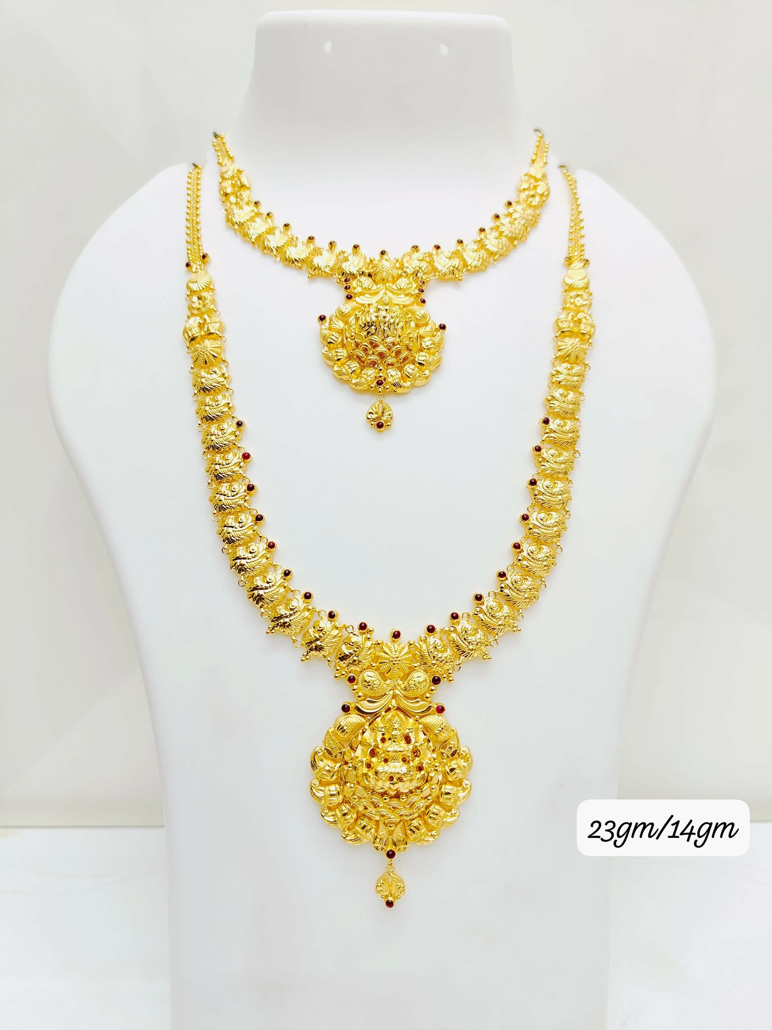 Gold Necklace & Haram Sarafa Bazar India