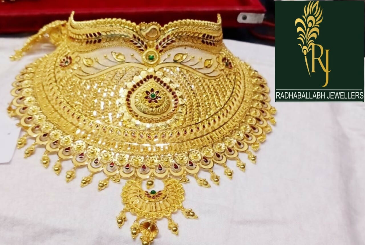 Gold Choker Sarafa Bazar India