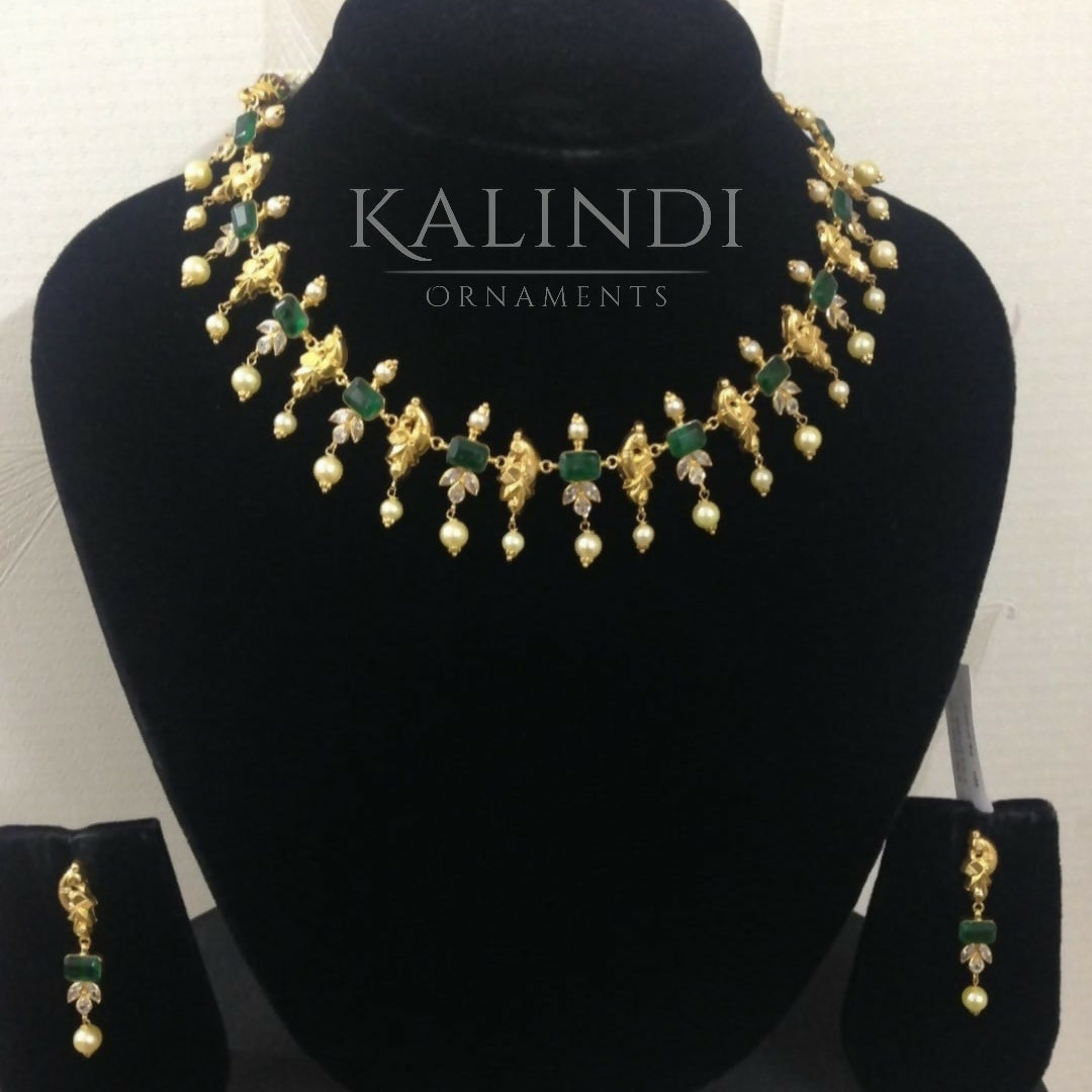 Light Weight Gold Stone Necklace