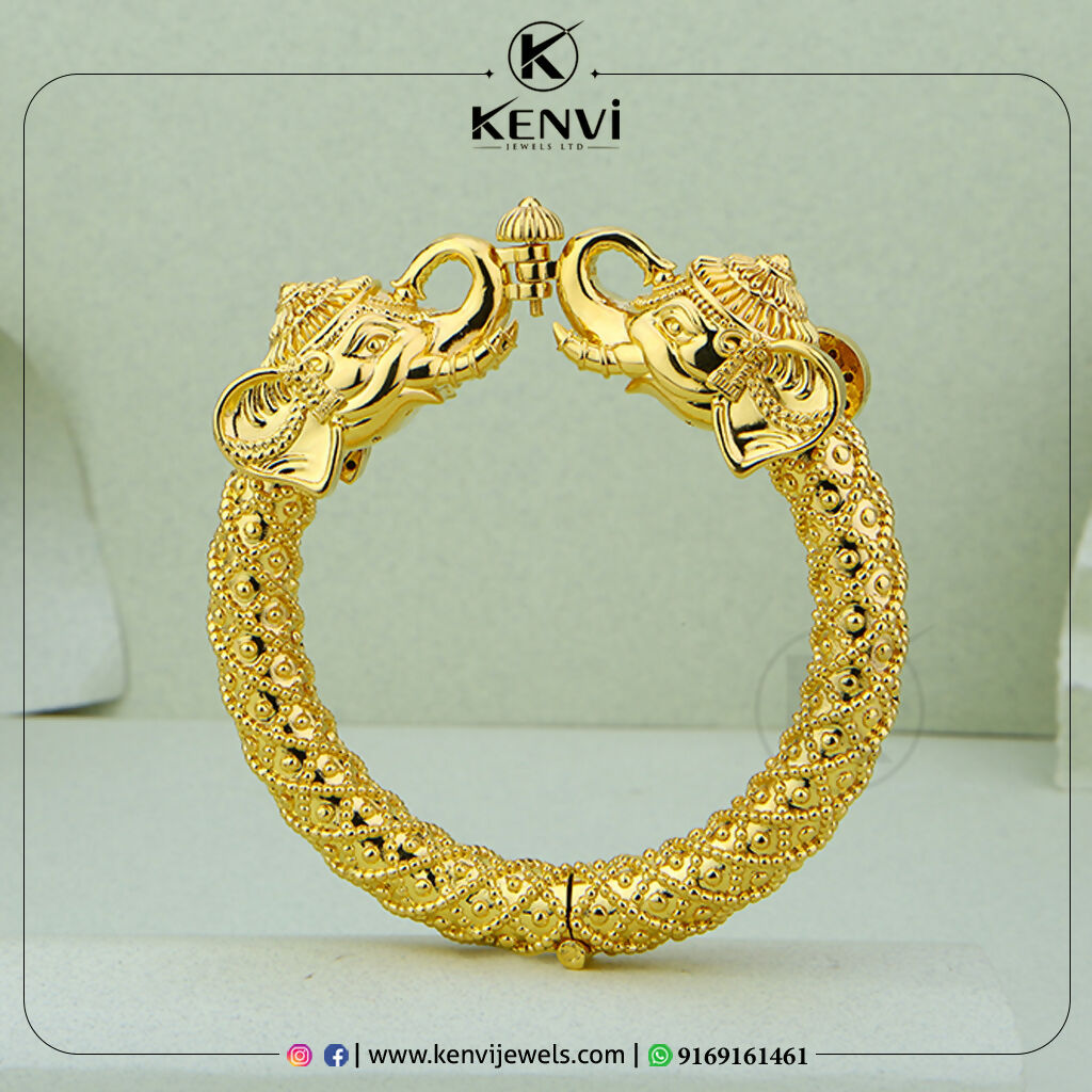 GENTS KADA Sarafa Bazar India