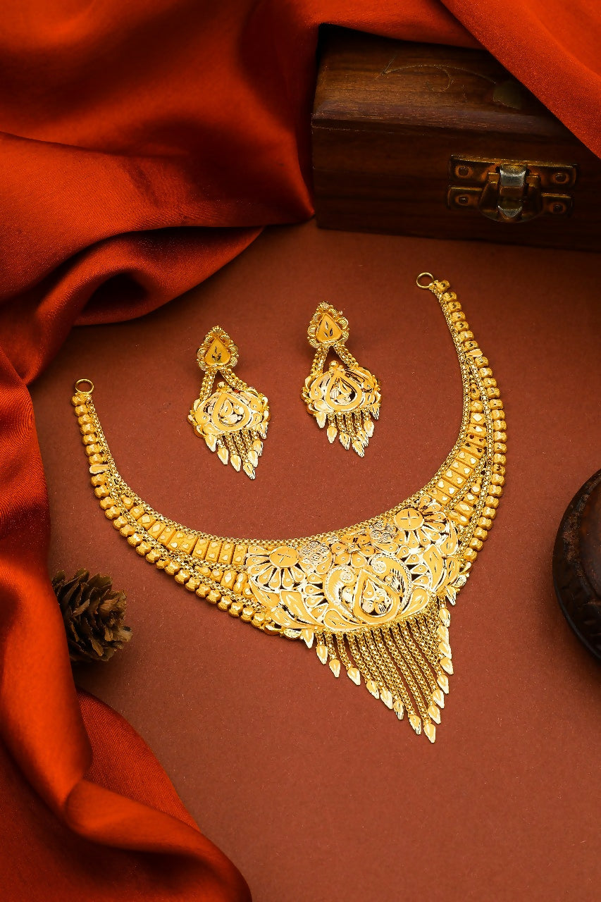 Gold Necklace Sarafa Bazar India