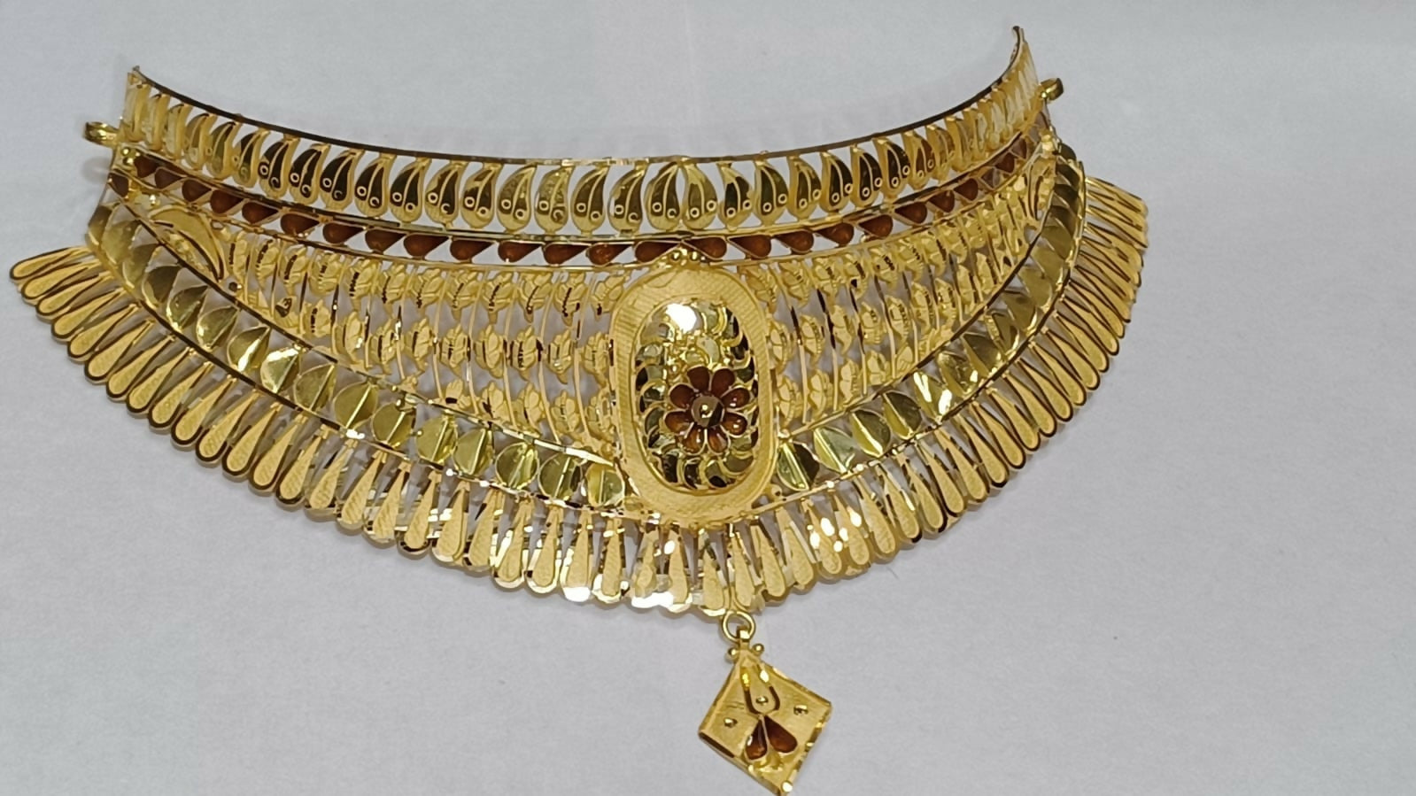 Gold Choker Sarafa Bazar India